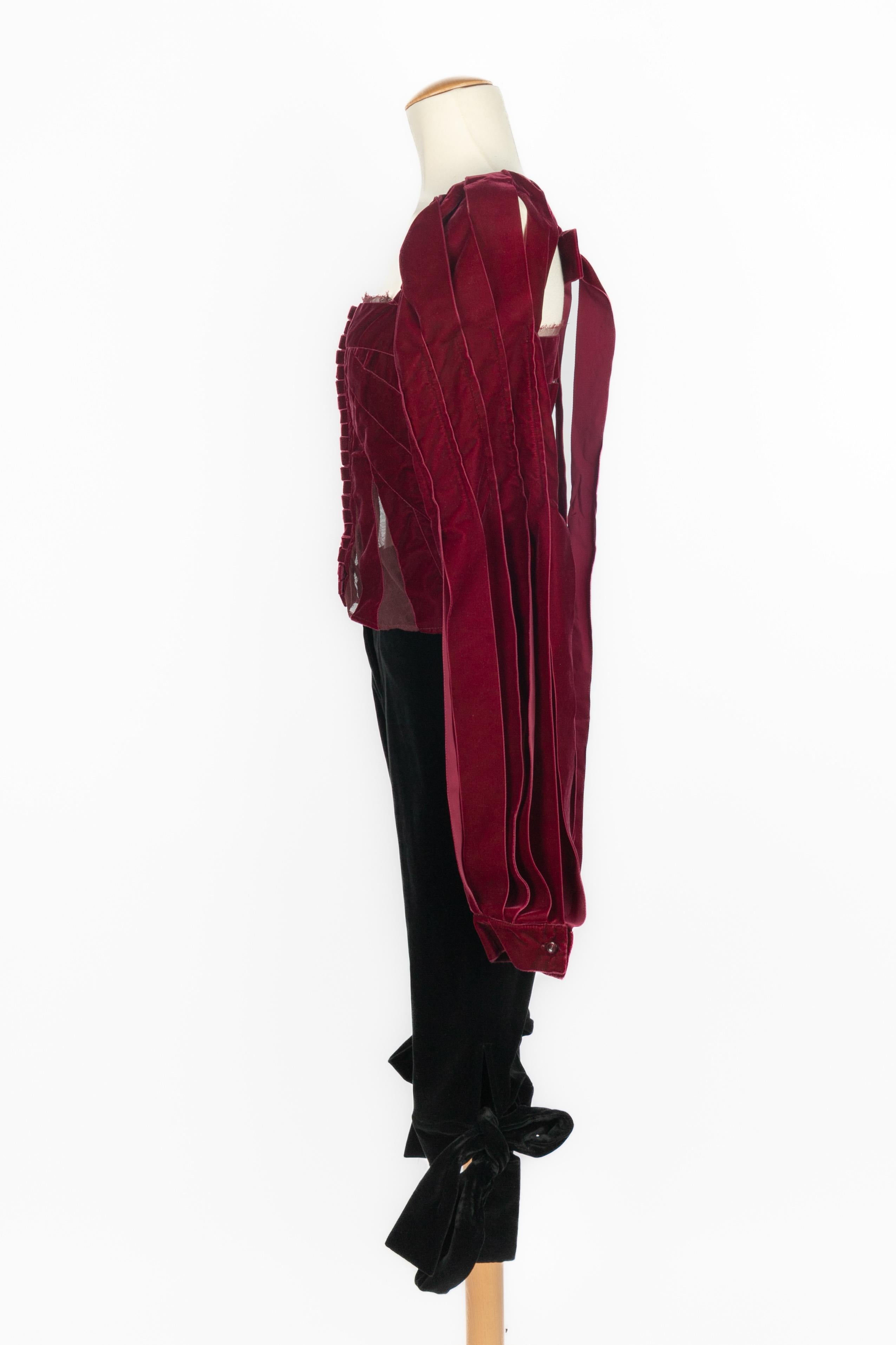 Women's Yves Saint Laurent set Winter 2002 For Sale