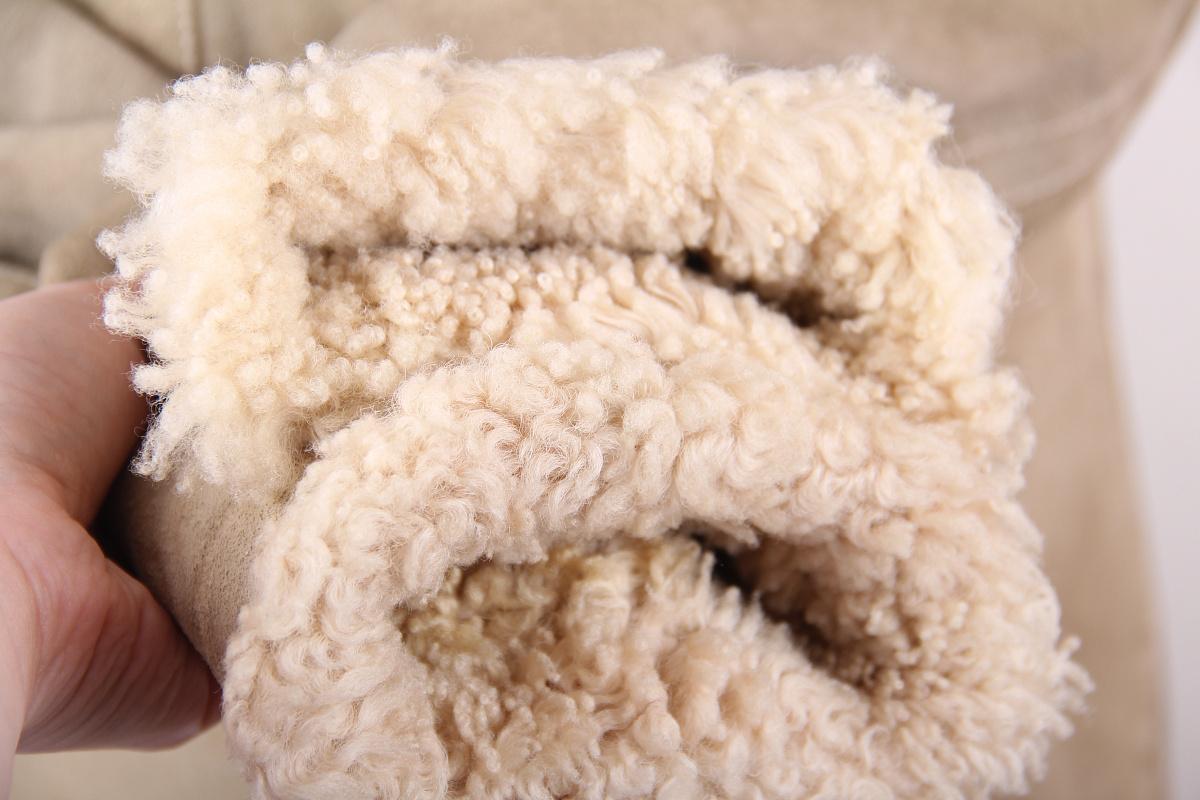 Yves Saint Laurent sheepskin coat vintage In Fair Condition For Sale In Алматинский Почтамт, KZ