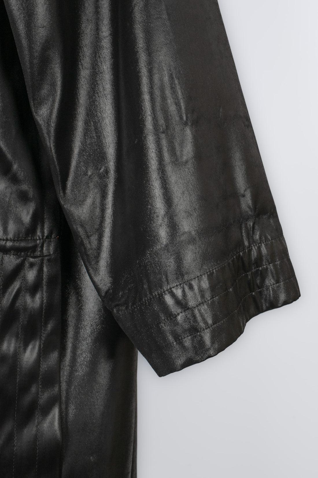 Yves Saint Laurent Cappotto nero lucido, 1995 in vendita 1