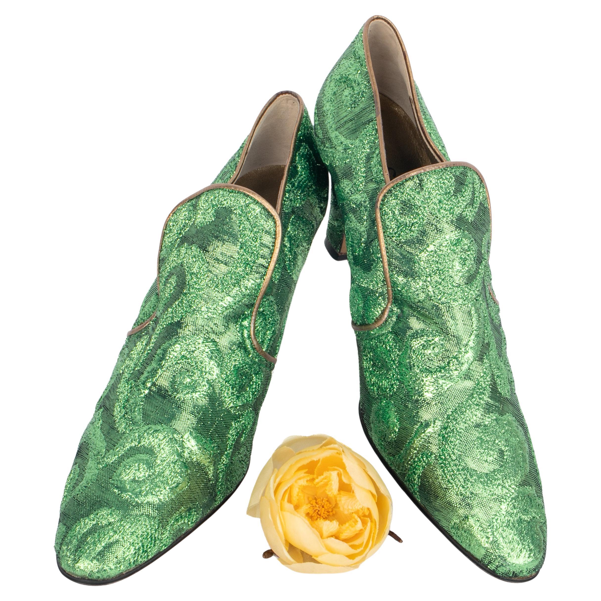 Scarpe Yves Saint Laurent in vendita