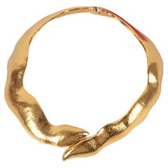 Yves Saint Laurent Short Necklace in Articulated Gold Metal