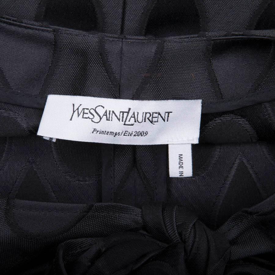 YVES SAINT LAURENT Short Sleeveless Summer Dress in Black Damask Silk Size 36FR 3