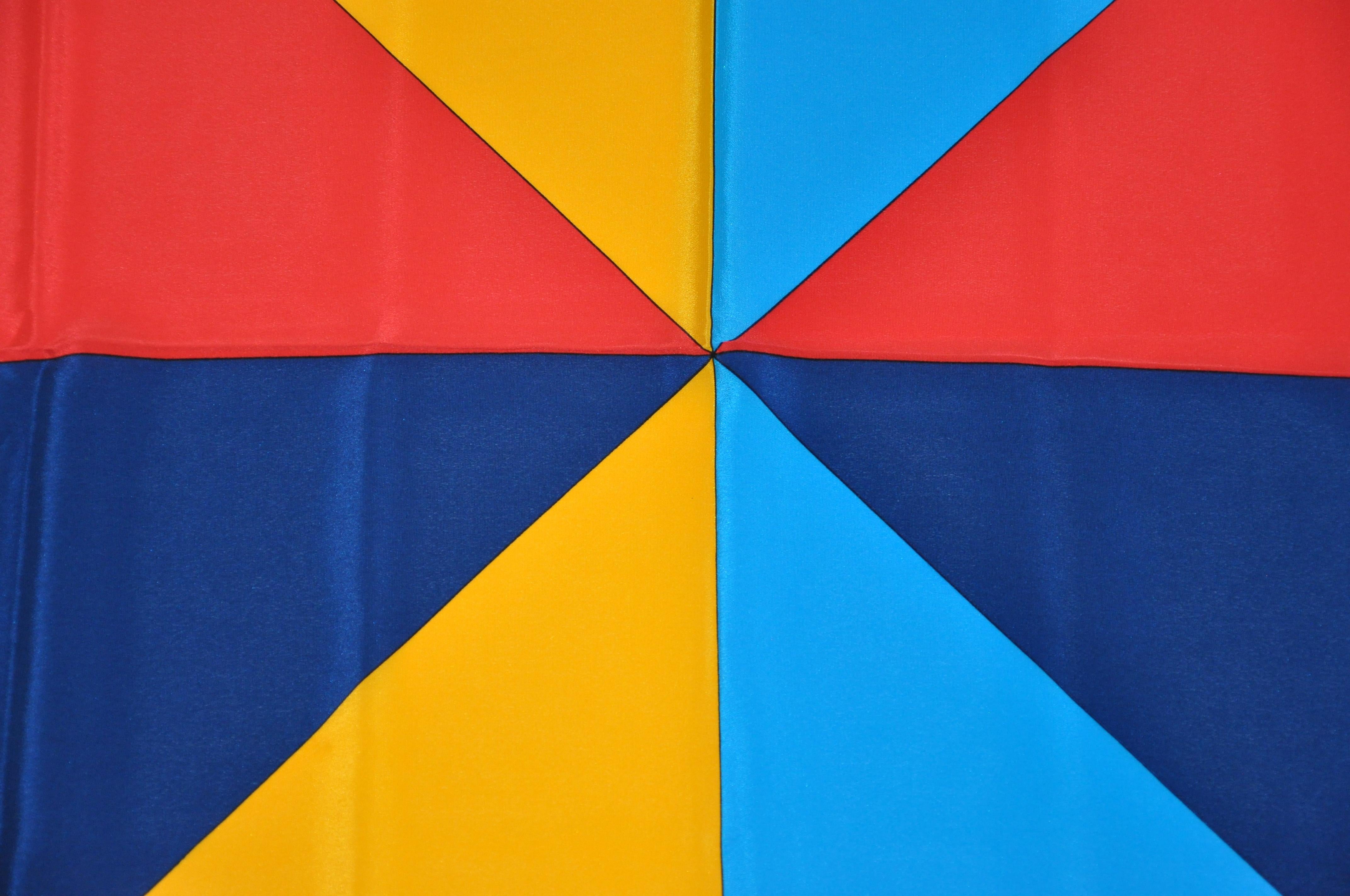 Fular de crepé de seda abstracto Yves Saint Laurent Signature Bold Azul en venta
