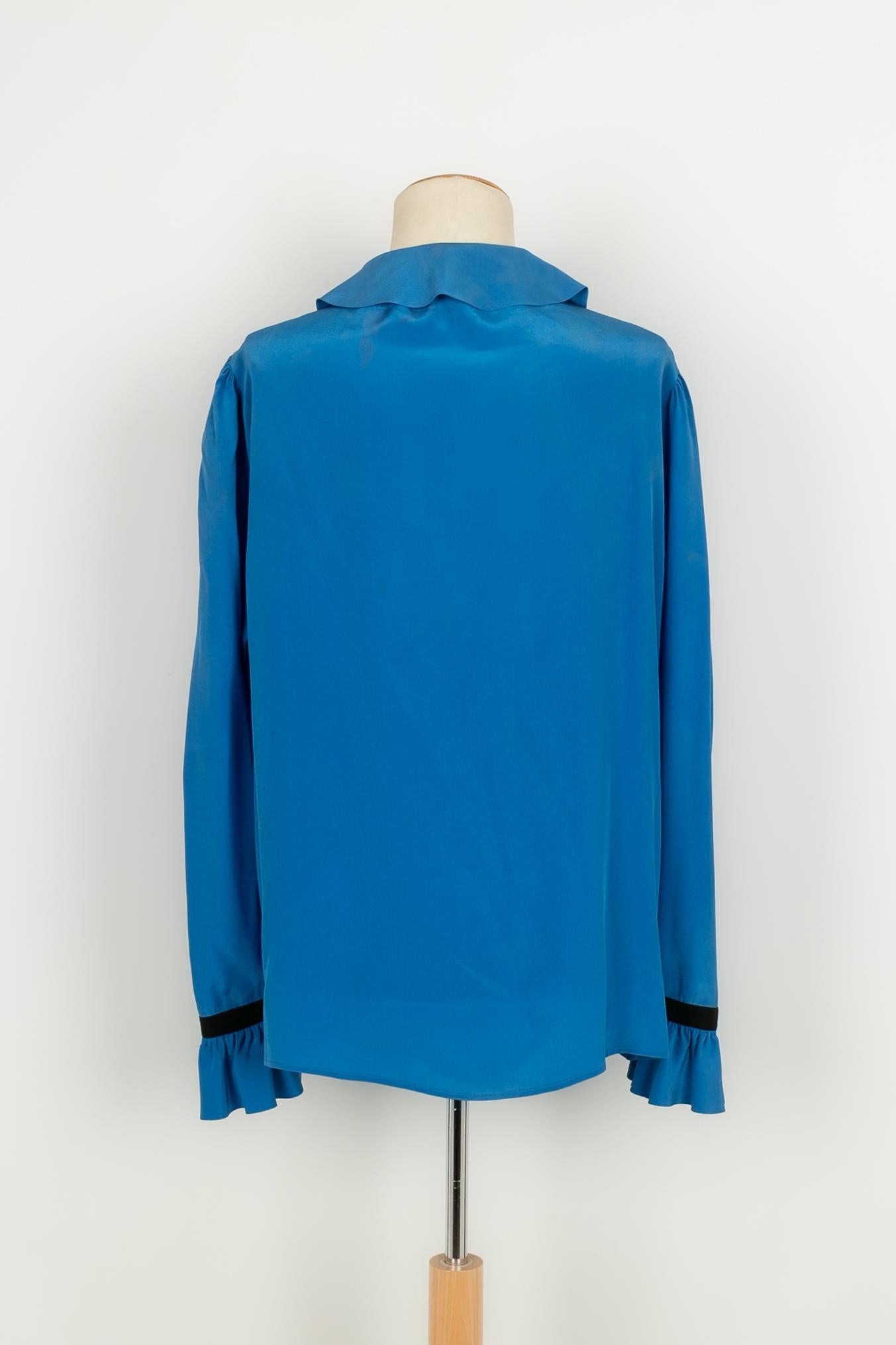Camicetta di seta Yves Saint Laurent In condizioni buone in vendita a SAINT-OUEN-SUR-SEINE, FR