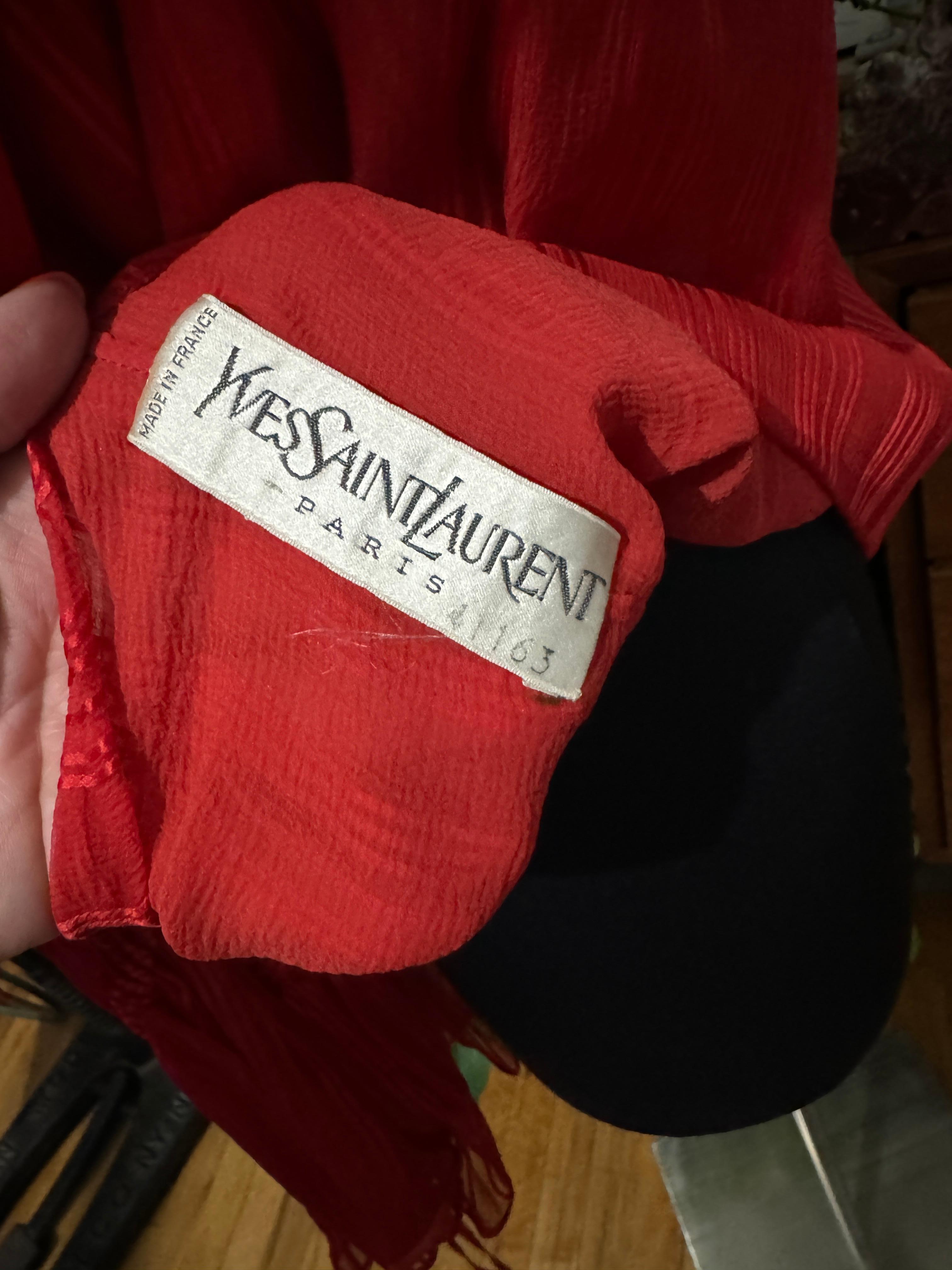 Yves Saint Laurent Camicetta di seta Collezione 1976 