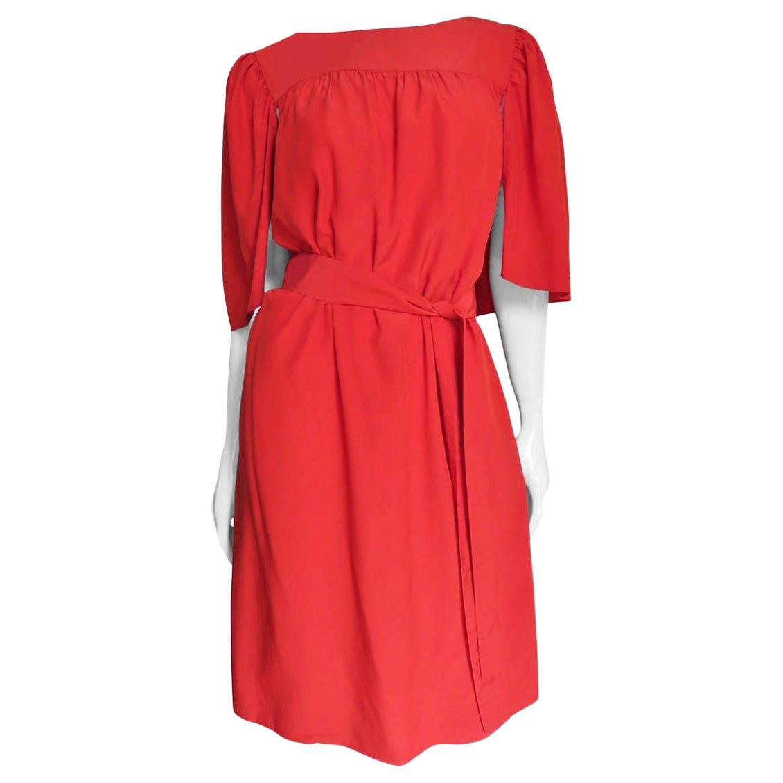 Vestido Caplet de Seda Yves Saint Laurent