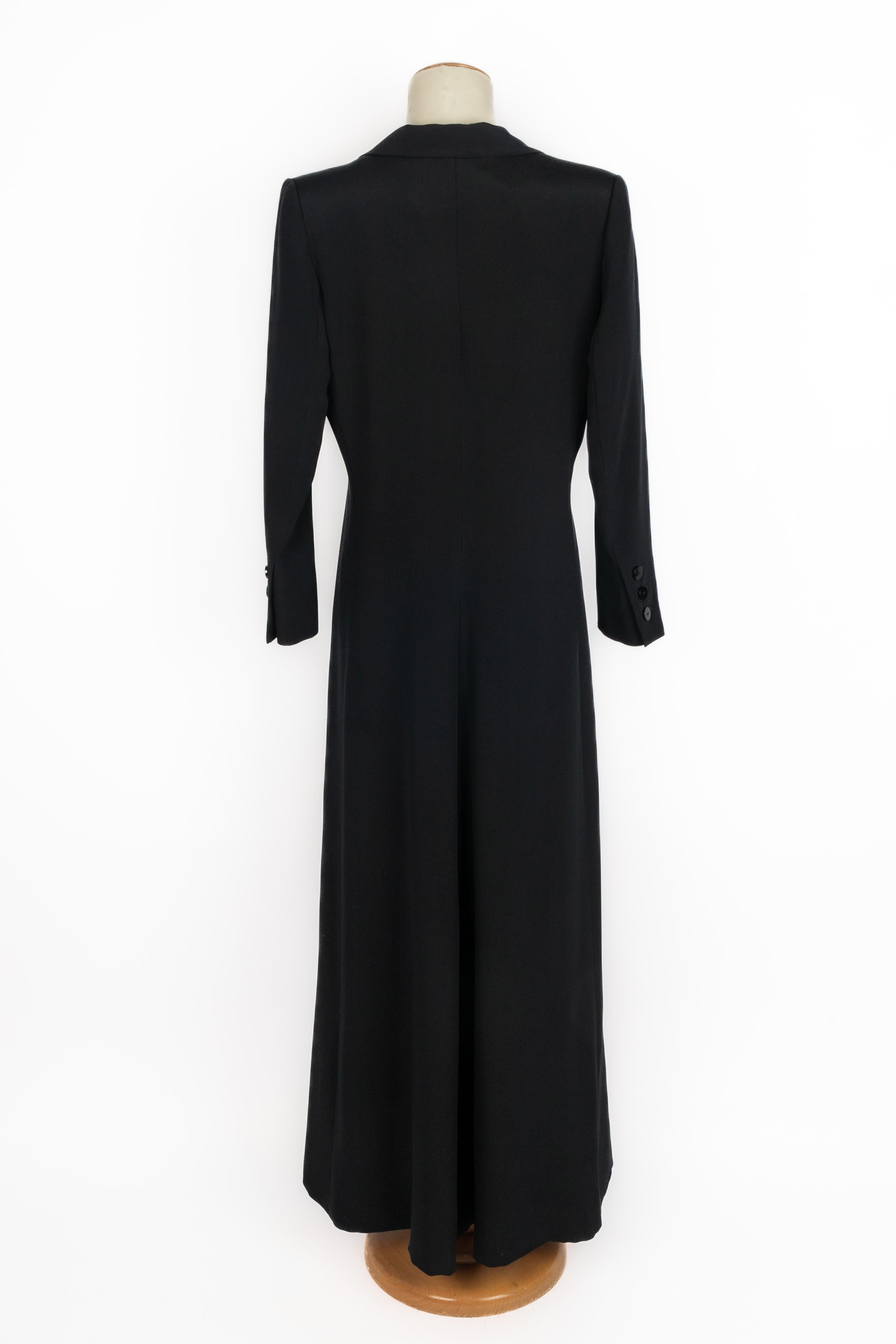 Yves Saint Laurent Seidenmantel (Schwarz) im Angebot