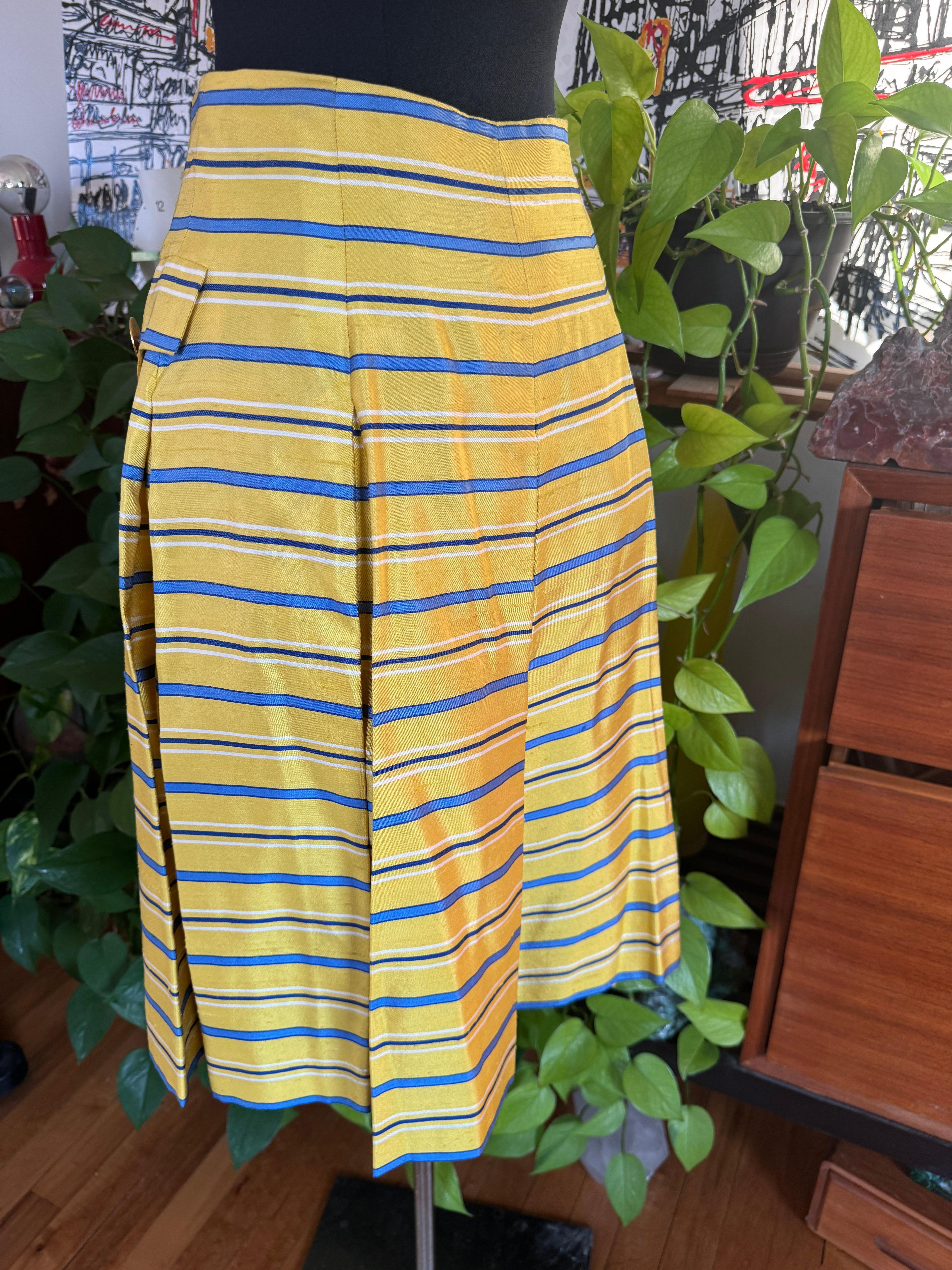 Yves Saint Laurent Silk Dupioni Pleated Skirt size 34 1990s For Sale 4