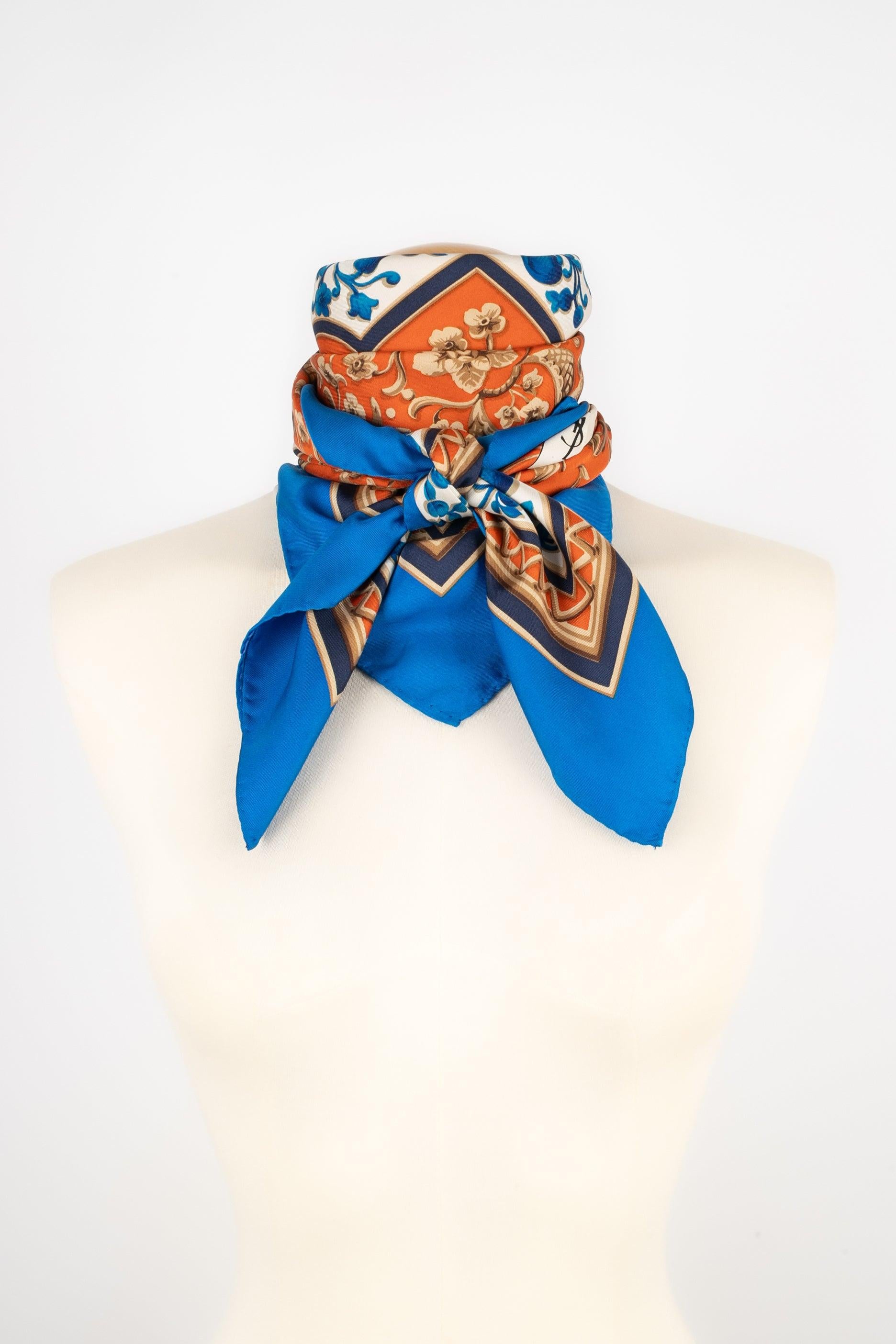 Yves Saint Laurent Silk Foulard in Blue Tones In Excellent Condition For Sale In SAINT-OUEN-SUR-SEINE, FR