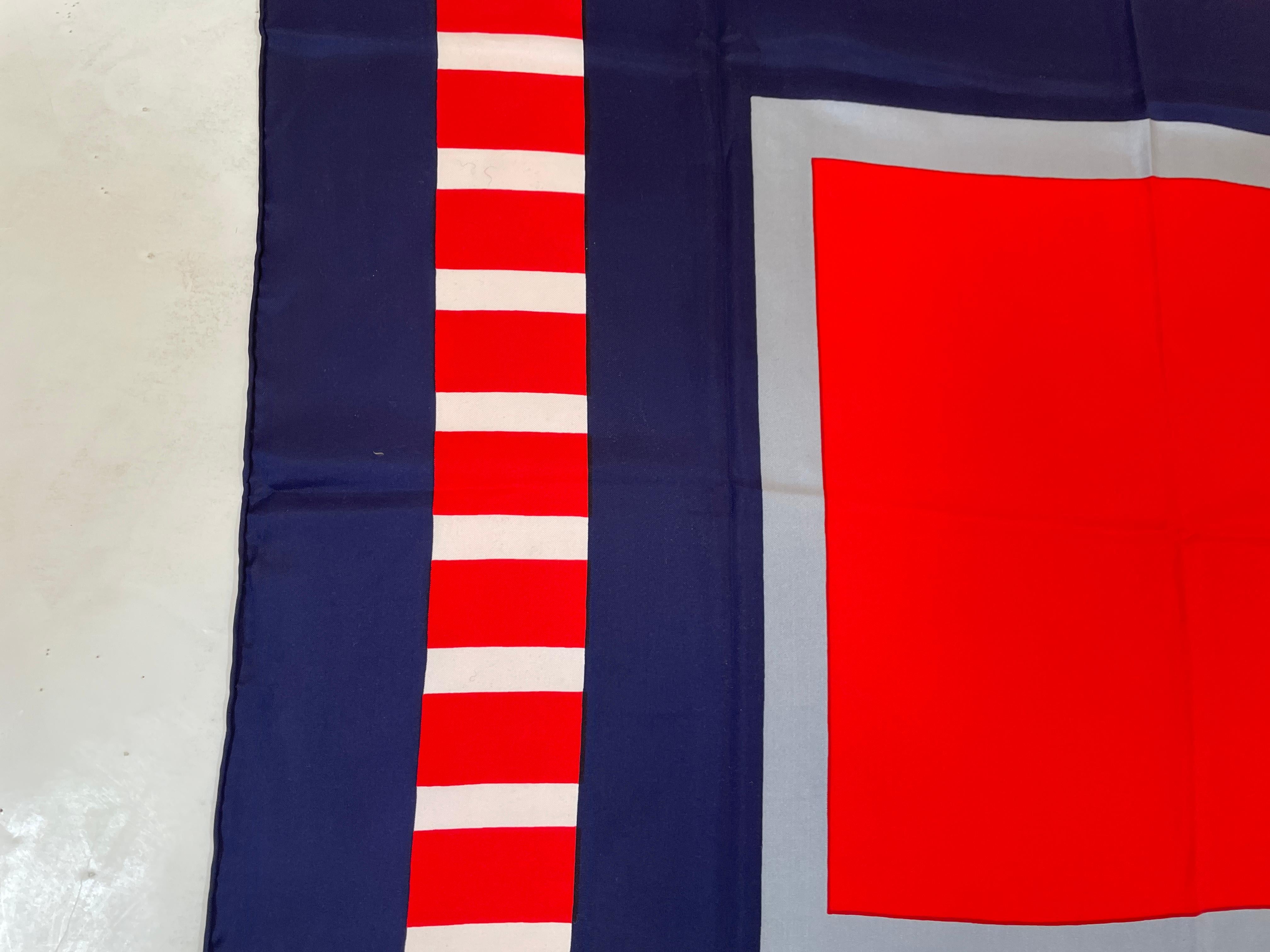 Yves Saint Laurent Seidenschal Blau und Rot Abstrakt 1980er Jahre im Angebot 5