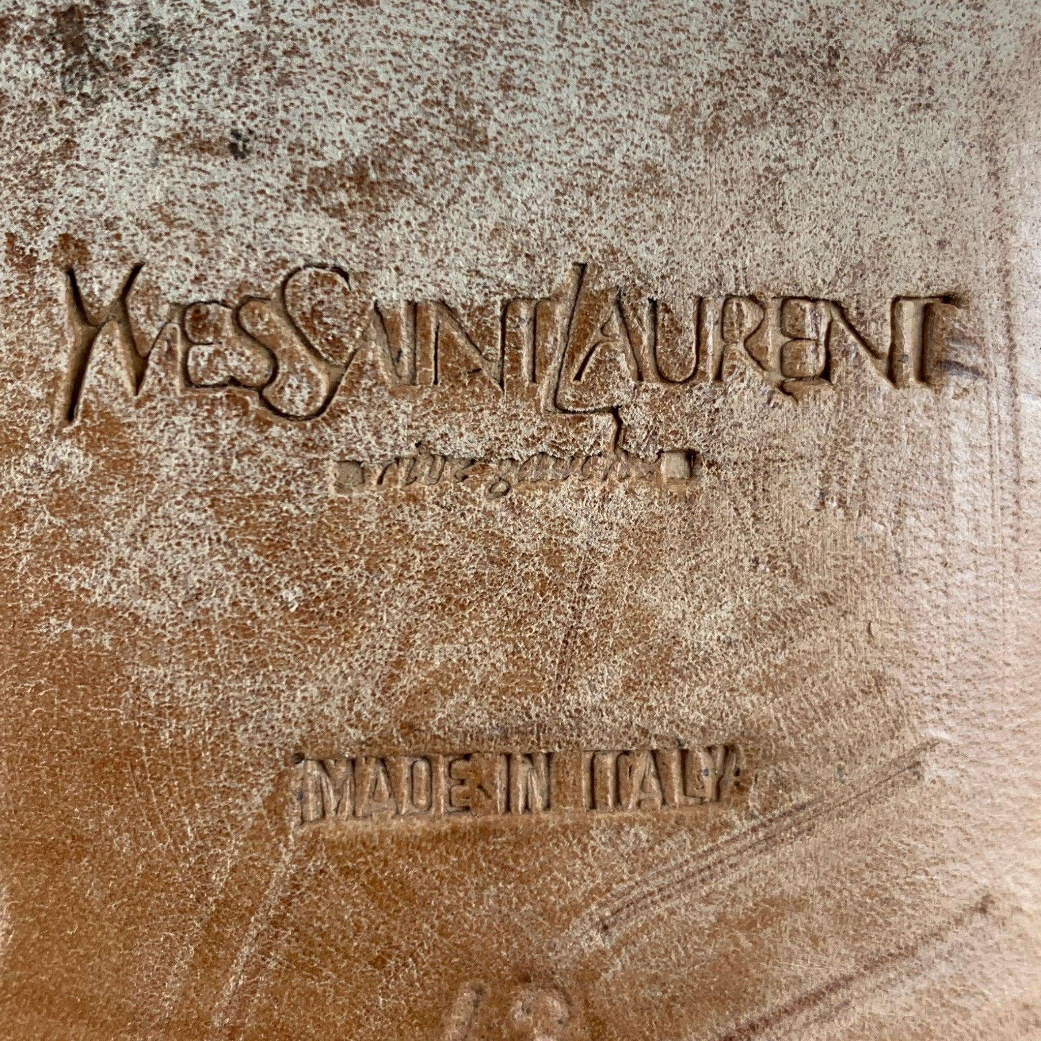 Yves Saint Laurent Taille 10 Mocassins en cuir perforé Brown en vente 5