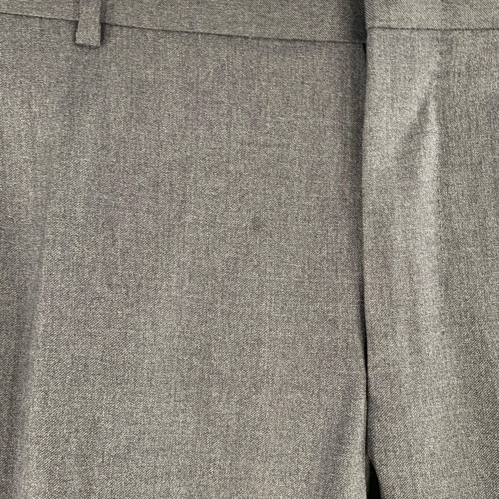 Men's YVES SAINT LAURENT Size 30 Grey Charcoal Wool Tapered Dress Pants For Sale