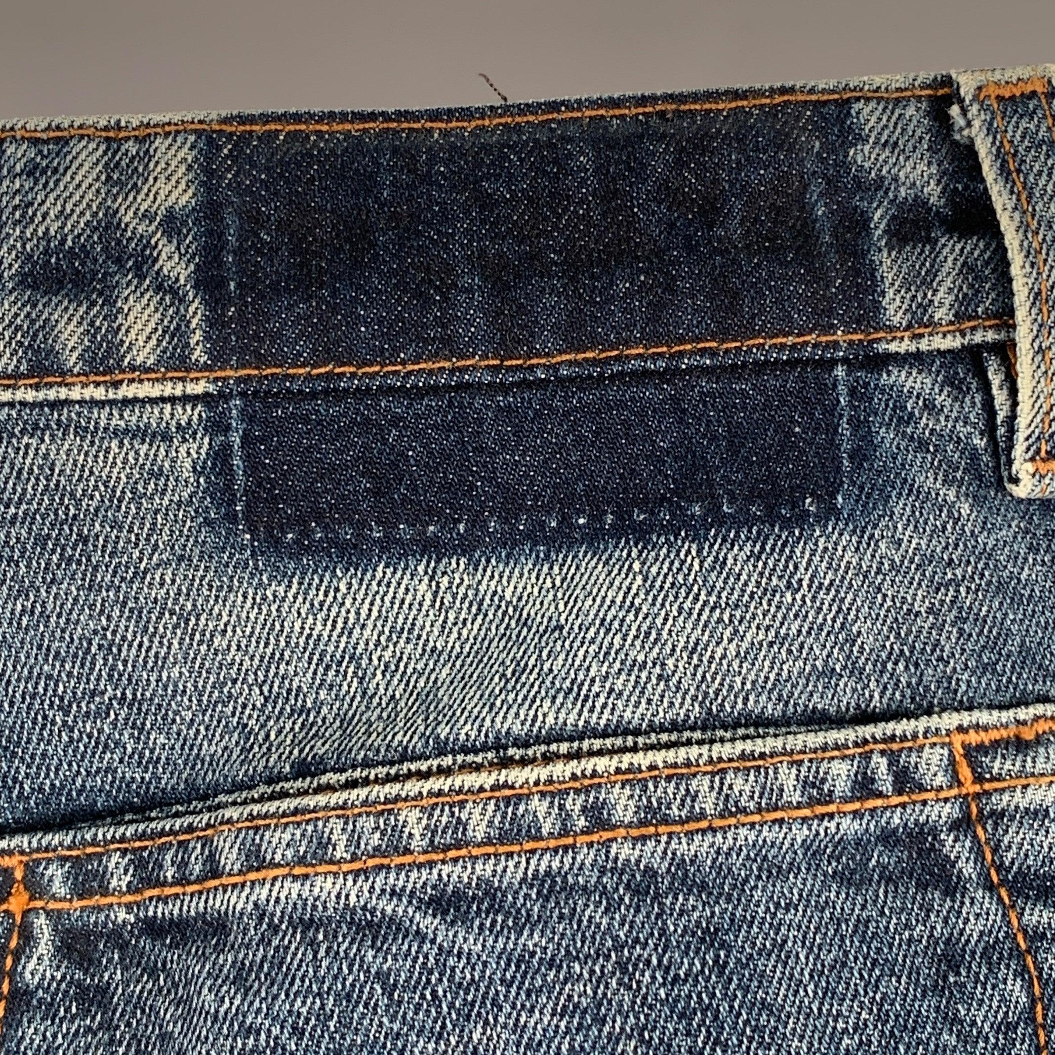 YVES SAINT LAURENT Talla 32 Azul Lavado Algodón Bootcut Vaqueros Button Fly en Excelente estado para la venta en San Francisco, CA