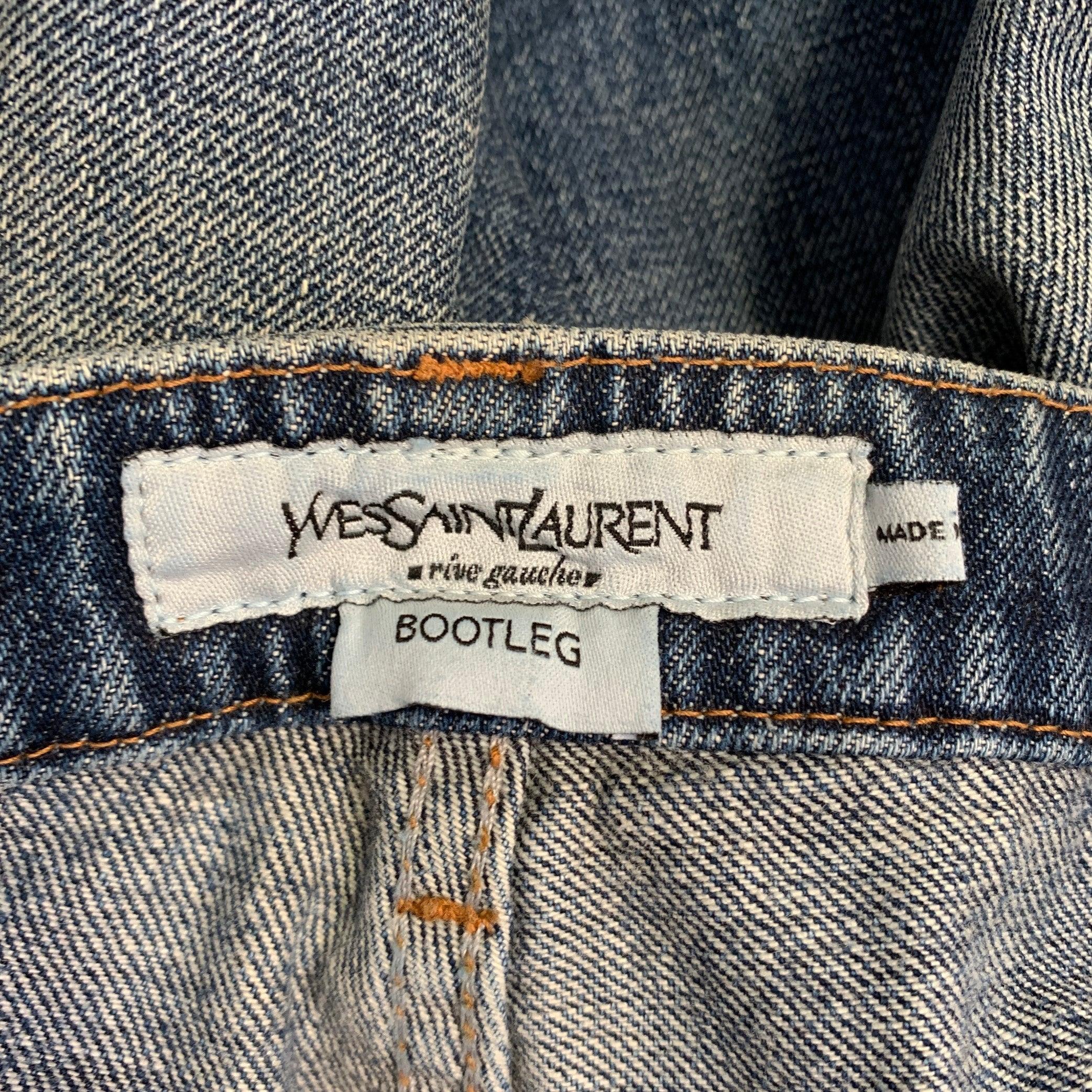 YVES SAINT LAURENT Talla 32 Azul Lavado Algodón Bootcut Vaqueros Button Fly en venta 1