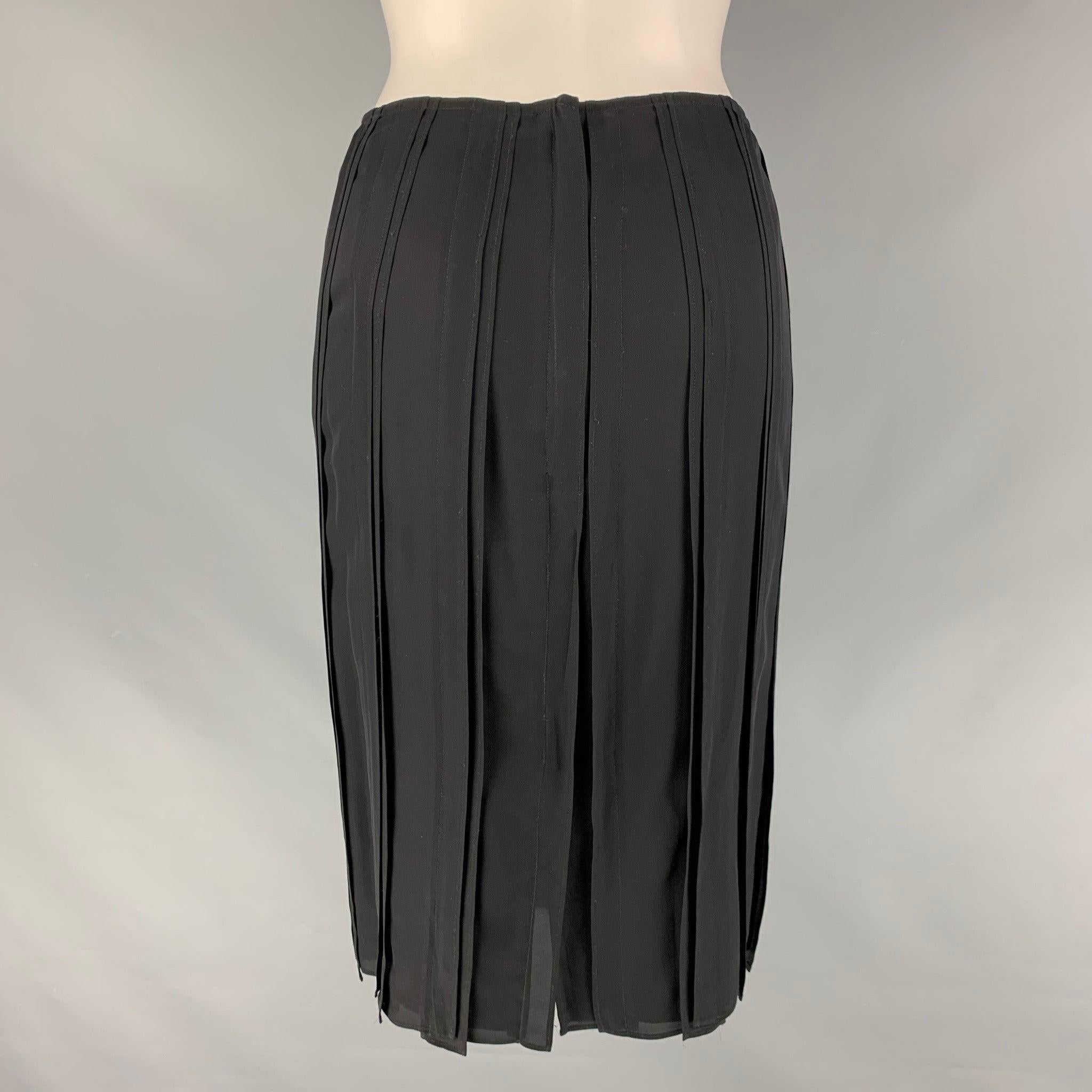 YVES SAINT LAURENT Size 4 Black Silk Pleated Pencil Skirt In Excellent Condition For Sale In San Francisco, CA
