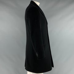 YVES SAINT LAURENT Manteau croisé en laine noire, taille 42
