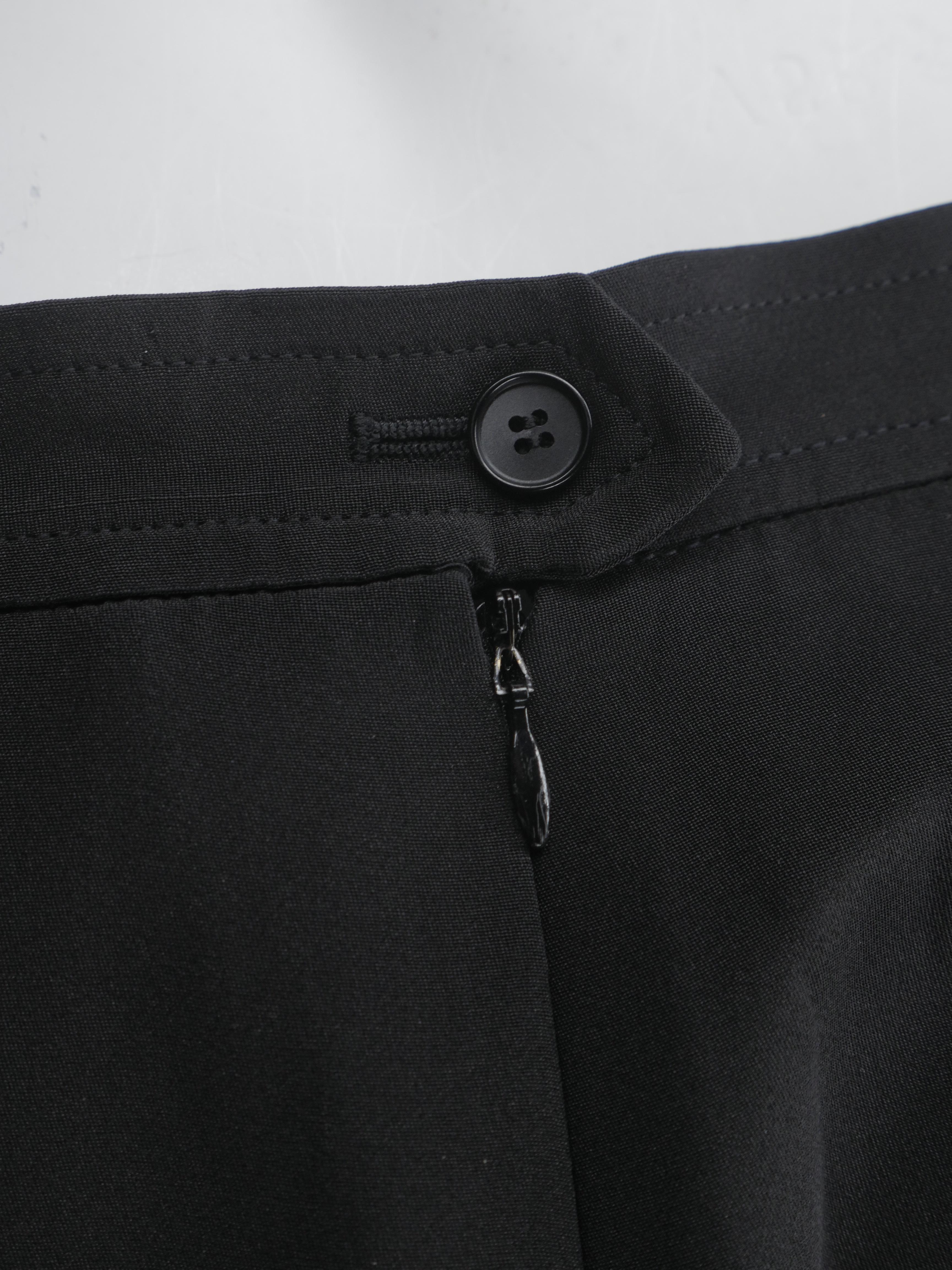 Women's or Men's Yves Saint Laurent Size 46 Black Silk Maxi Skirt