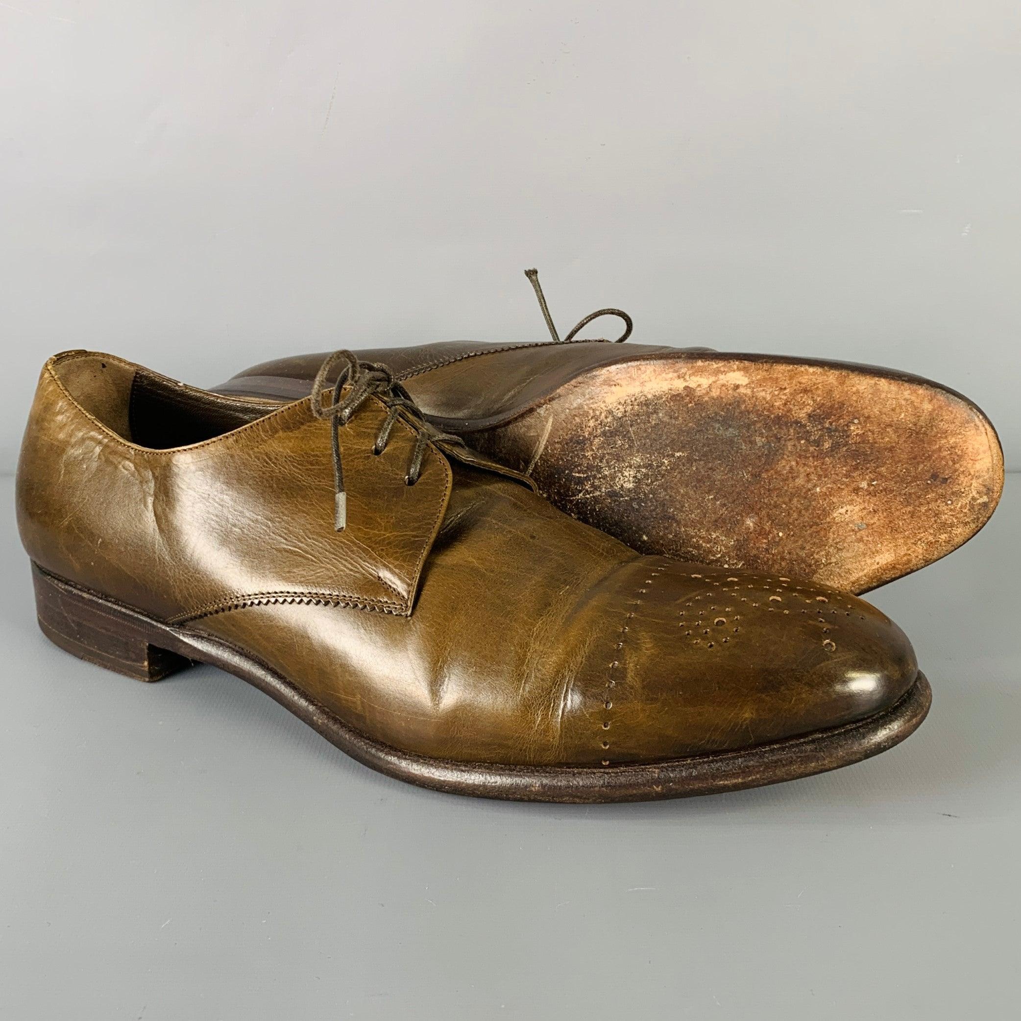 YVES SAINT LAURENT Taille 9 Chaussures à lacets en cuir perforé marron à bout arrondi Pour hommes en vente