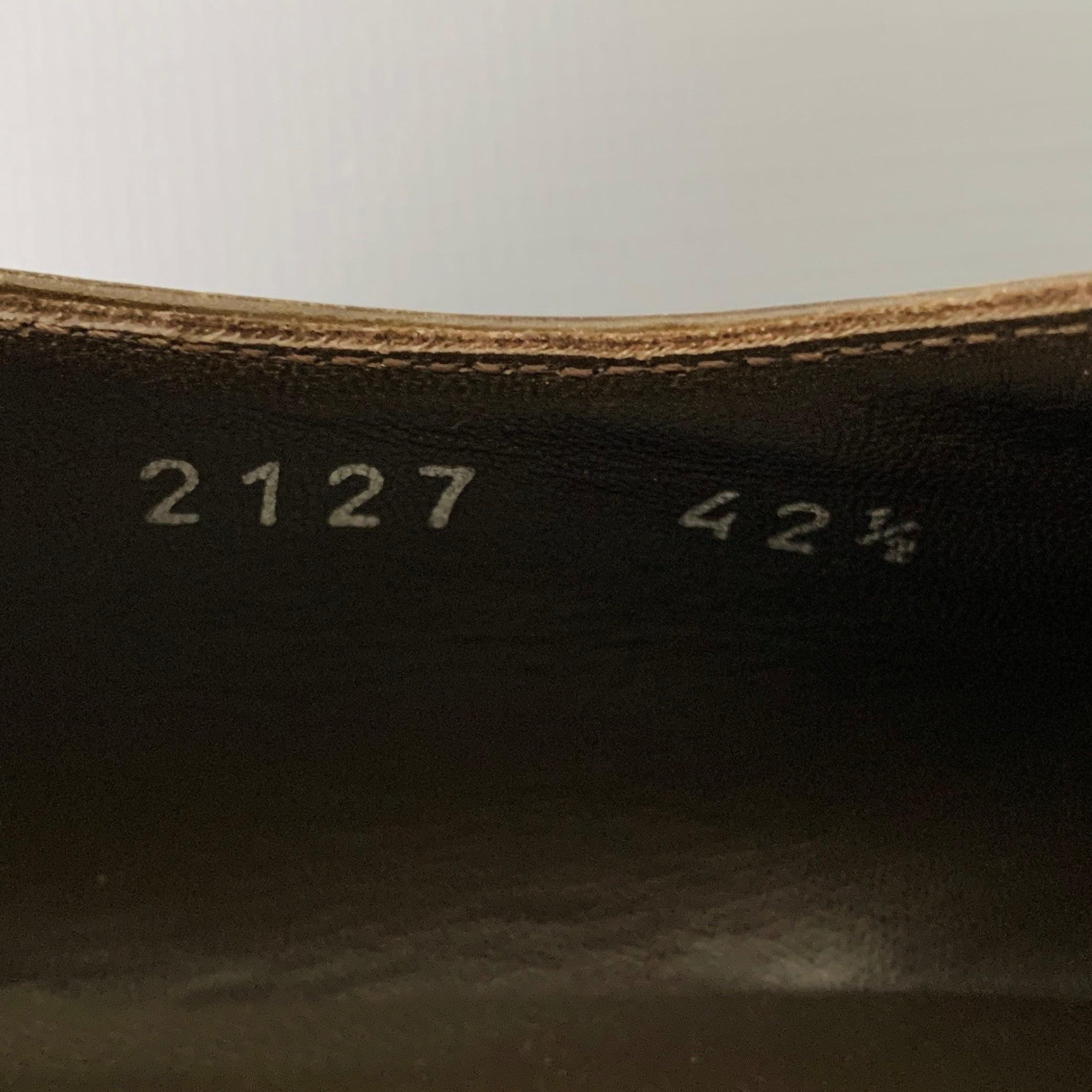 YVES SAINT LAURENT Taille 9 Chaussures à lacets en cuir perforé marron à bout arrondi en vente 3