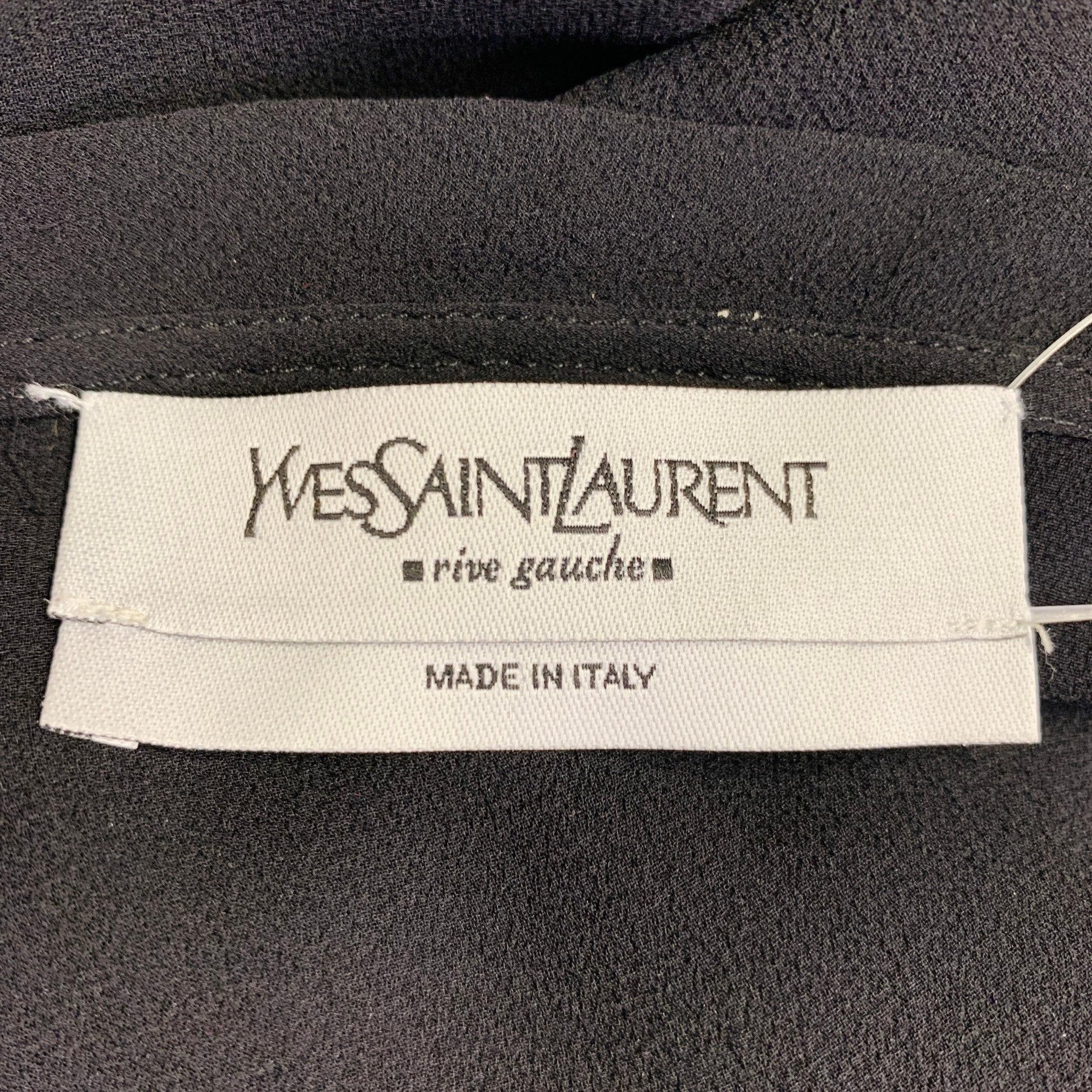 YVES SAINT LAURENT Size M Black Silk Sheer Extra Long Sleeve Casual Top (Top décontracté à manches longues en soie noire) Excellent état - En vente à San Francisco, CA