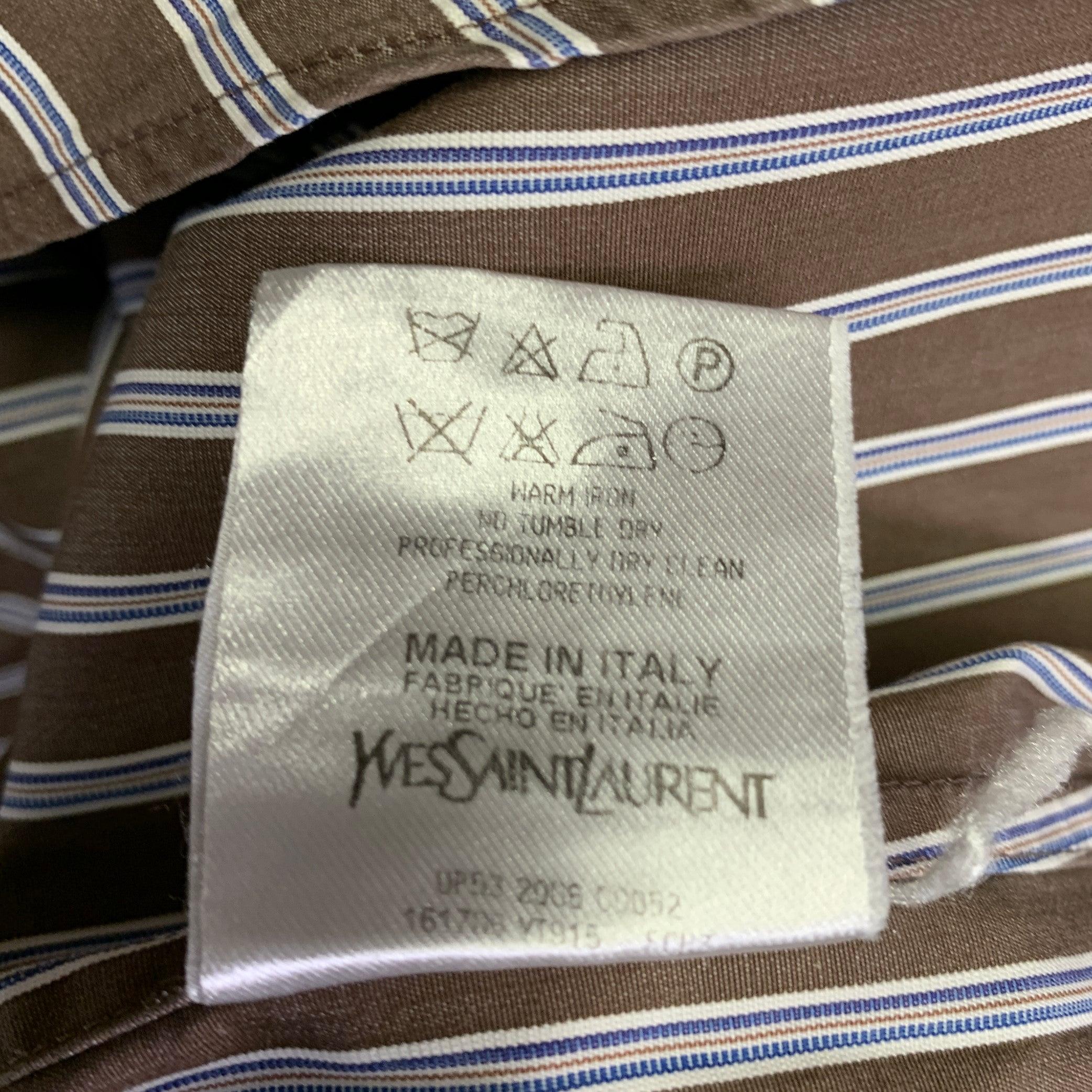 YVES SAINT LAURENT Talla S Camisa de manga larga de algodón con cuello abotonado y rayas marrón, azul marino y blanca en venta 4