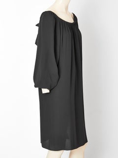 Yves Saint Laurent - Robe à smocks avec nœud en satin