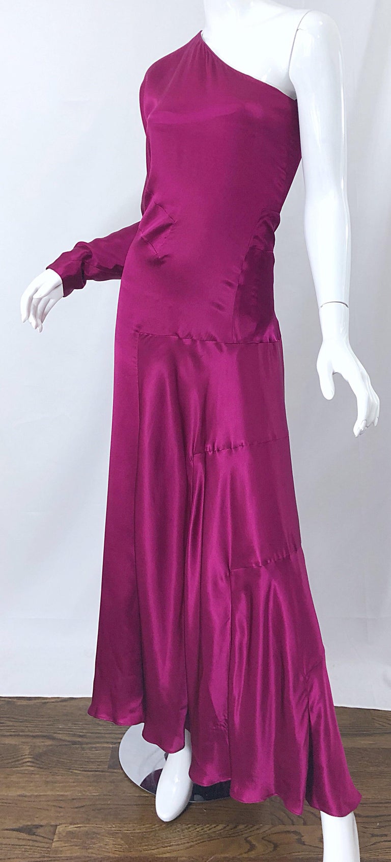 Yves Saint Laurent SS 2008 Kate Moss Sz 40 / 8 One Shoulder Silk Rasperry Gown For Sale 7