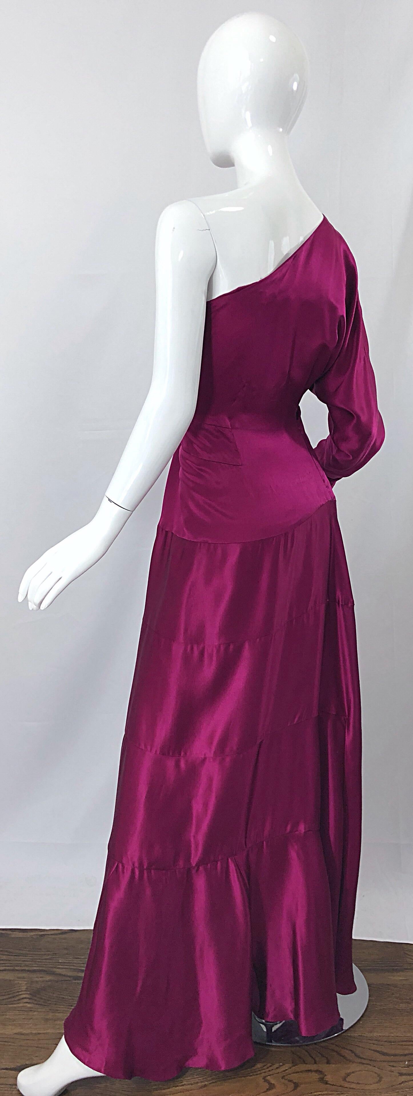 Purple Yves Saint Laurent SS 2008 Kate Moss Sz 40 / 8 One Shoulder Silk Rasperry Gown For Sale