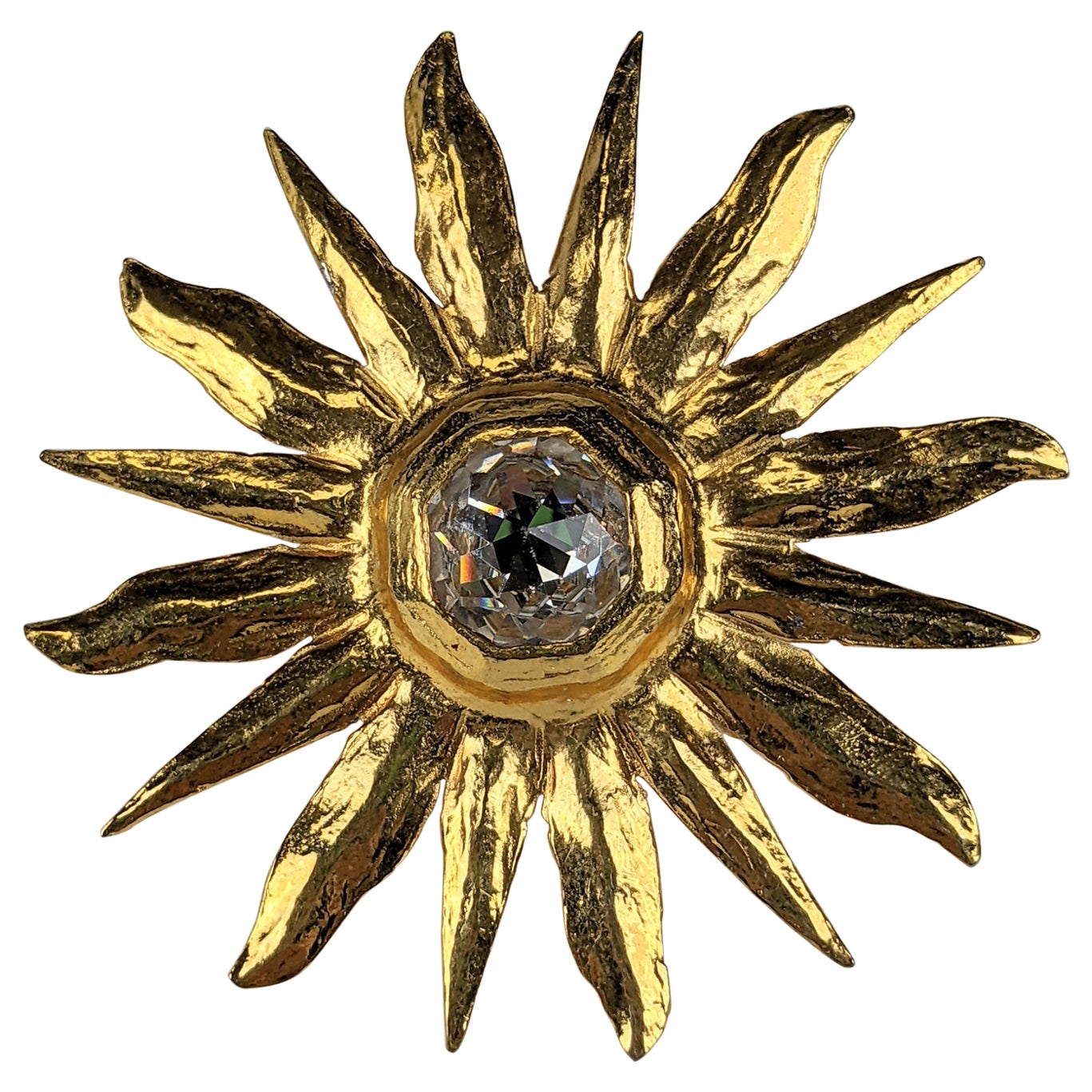Yves Saint Laurent Broche étoile en vente