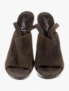 Yves Saint Laurent suede high heel shoes