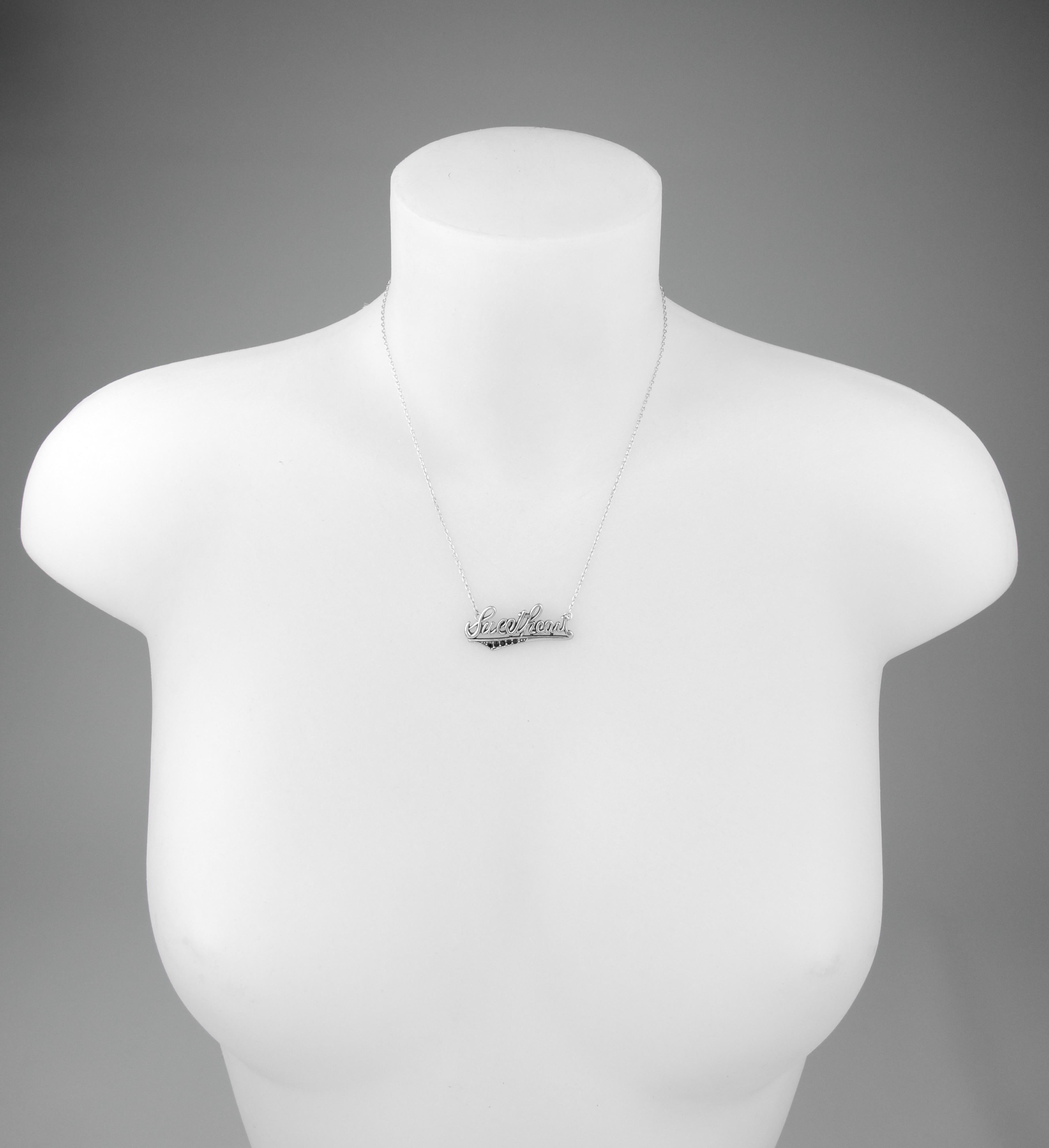 Yves Saint Laurent, Collana a cuore, Argento 45cm In condizioni buone in vendita a PARIS, FR