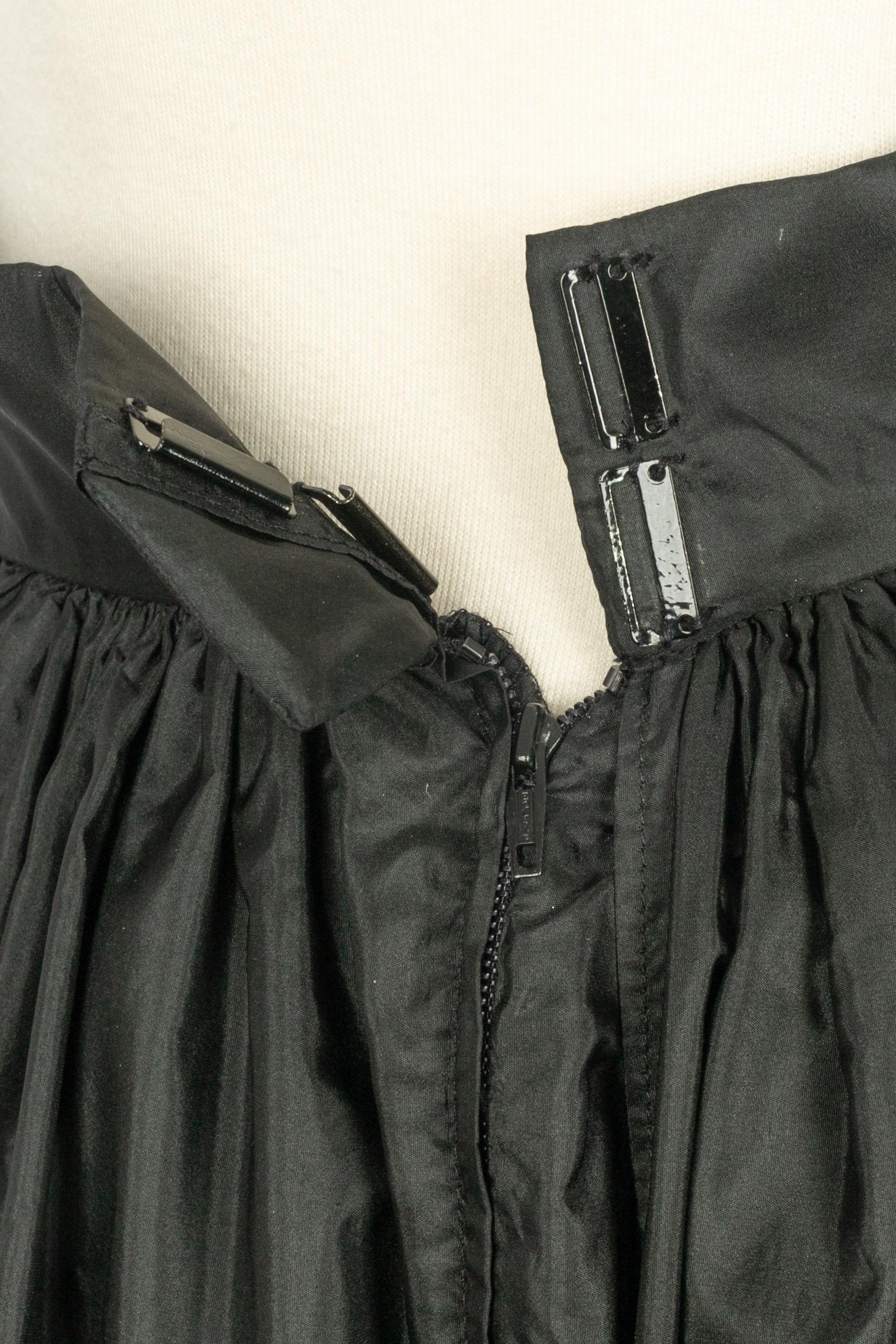 Maxi gonna in taffetà di Yves Saint Laurent in vendita 2