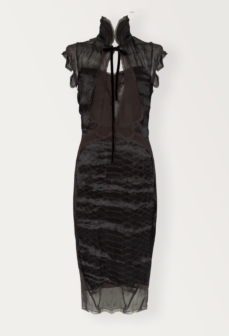 Yves Saint Laurent Tom Ford RUNWAY F/W 2004 AD Campaign Chinoiserie Dress In Good Condition In Melbourne, VIC