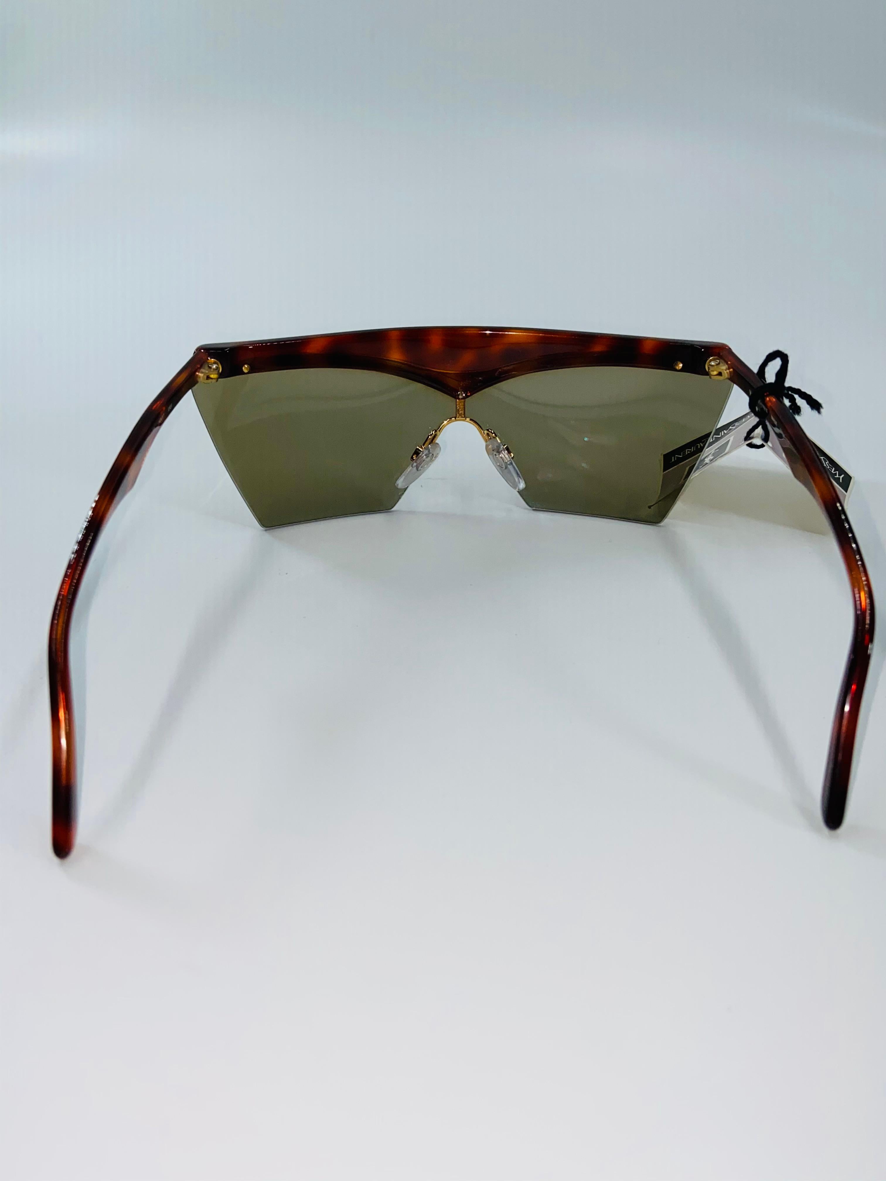 Yves Saint Laurent Tortoise Shell Vintage Sunglasses In New Condition In Los Angeles, CA