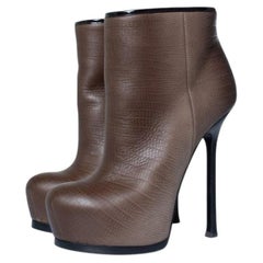 Yves Saint Laurent, Tribute leather ankle boots