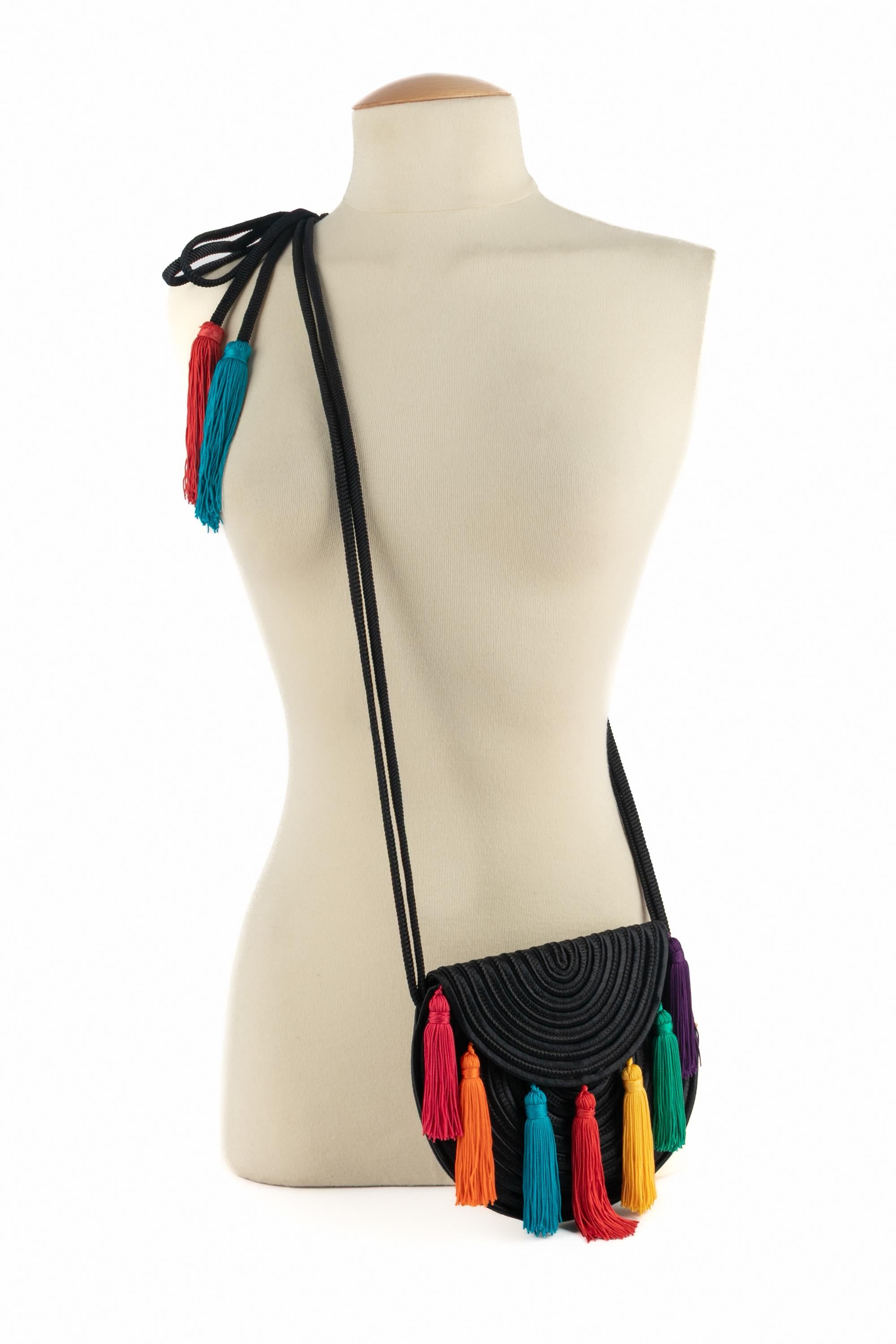 Yves Saint Laurent Schmucktasche im Angebot 6