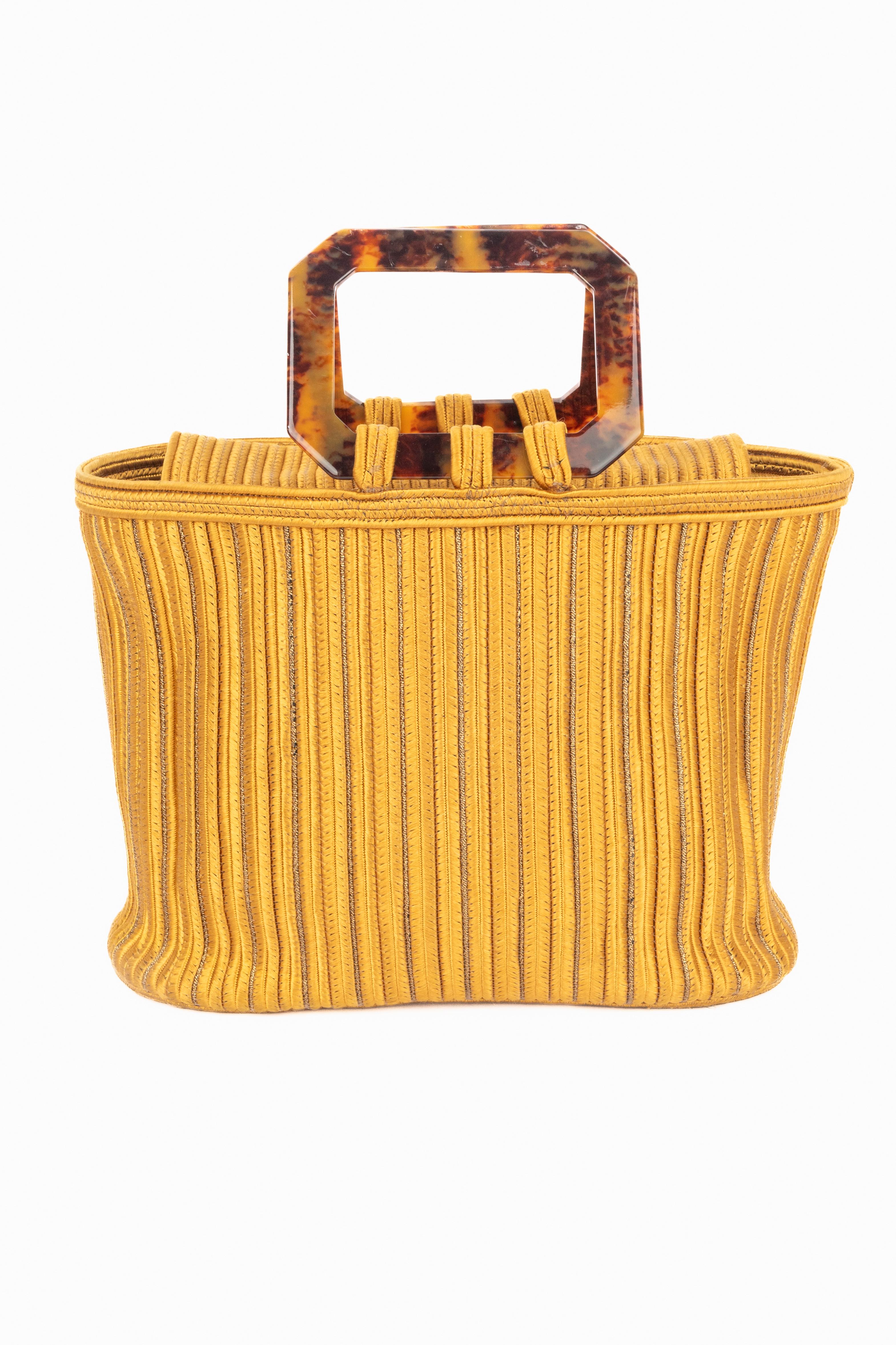 Orange Sac à garniture Yves Saint Laurent en vente