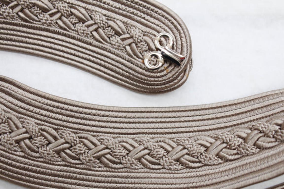 Donna Cintura con passamaneria Yves Saint Laurent in vendita