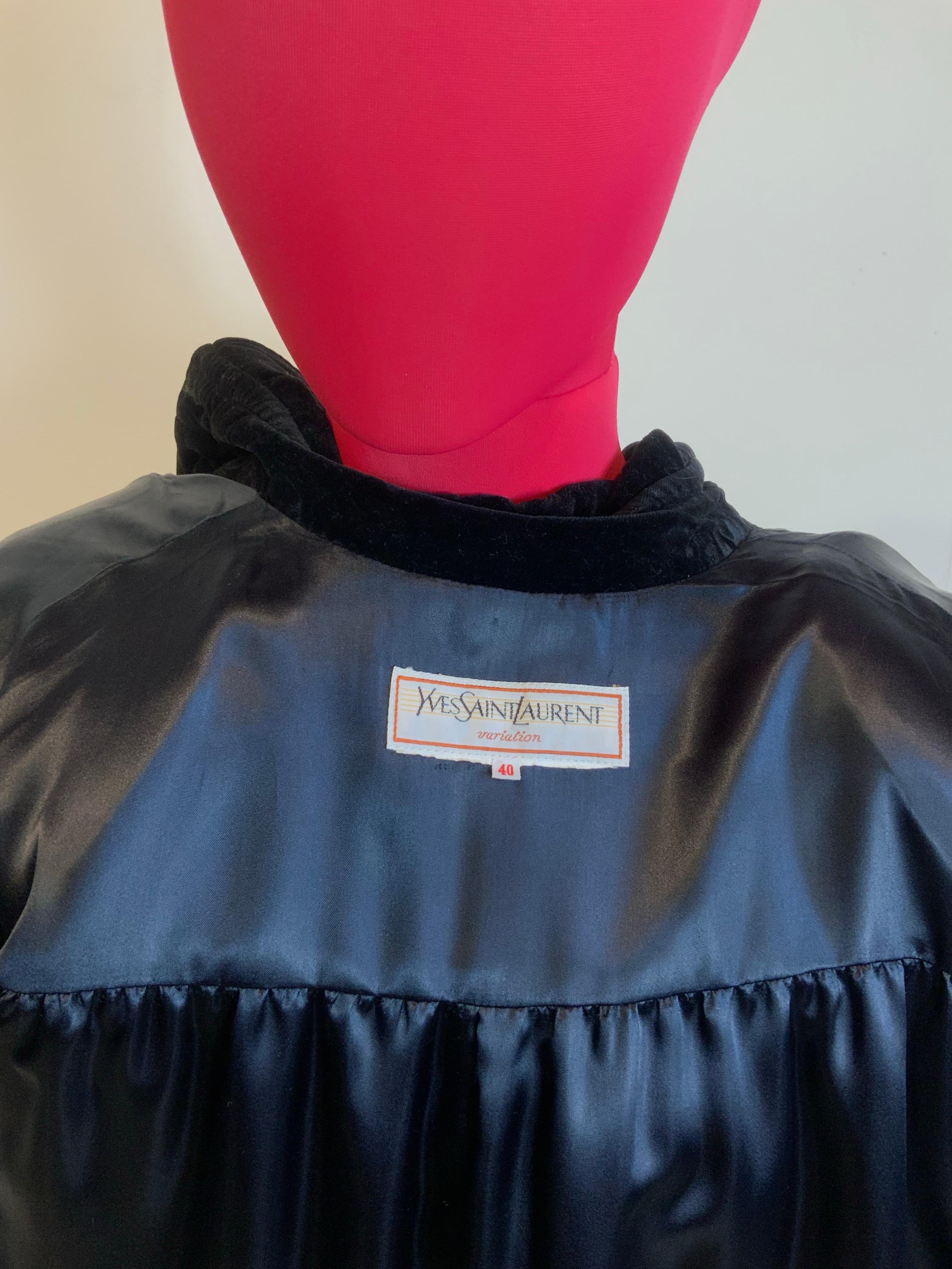 Yves Saint Laurent Variation blue Coat For Sale 3