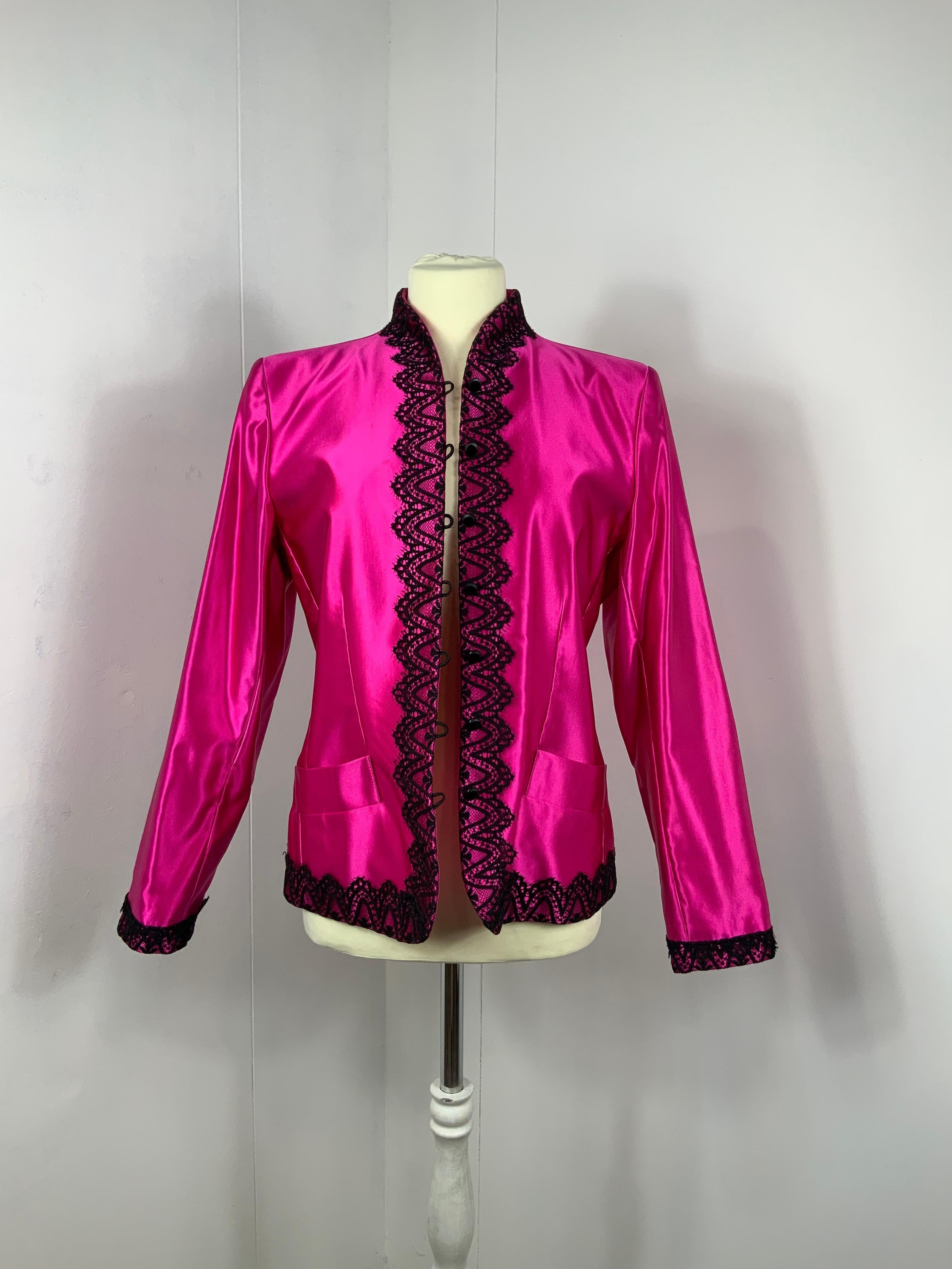 Yves Saint Laurent Variation Fucsia tailleur  In Good Condition For Sale In Carnate, IT