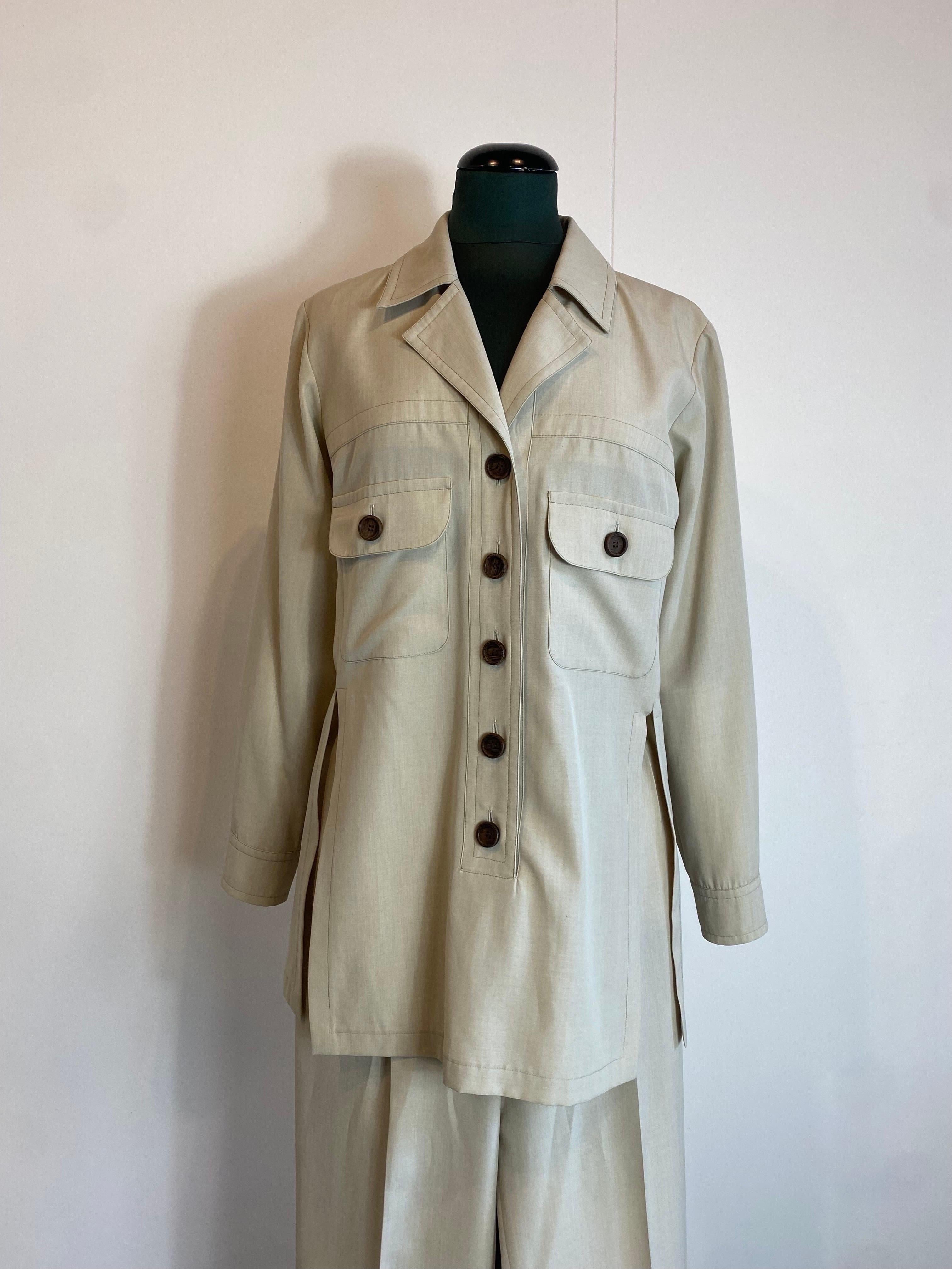 Yves Saint Laurent Variation iconic Sahariana Blouse and Pants Suit In Excellent Condition For Sale In Carnate, IT
