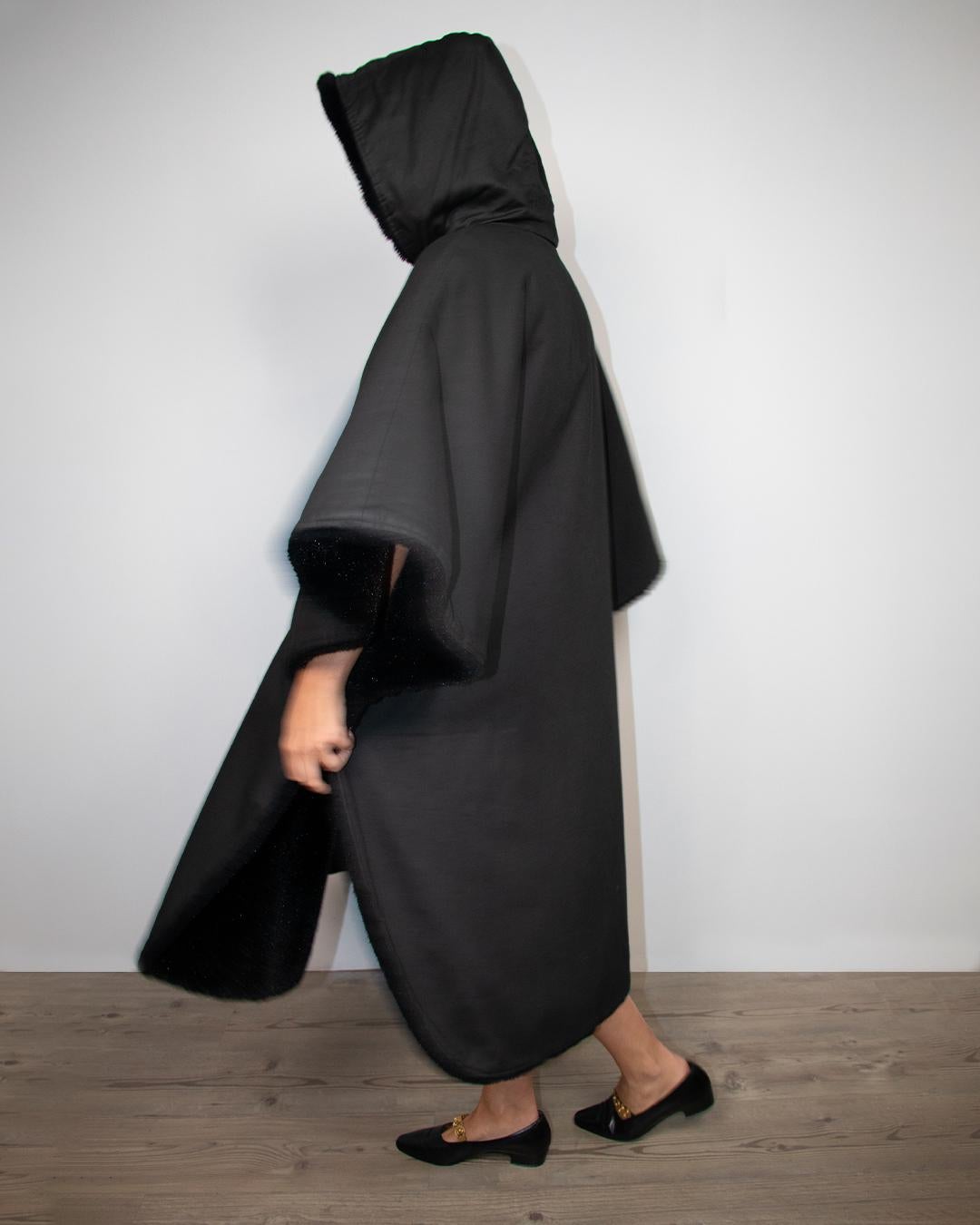 Yves Saint Laurent Variation vintage Cloak For Sale 6