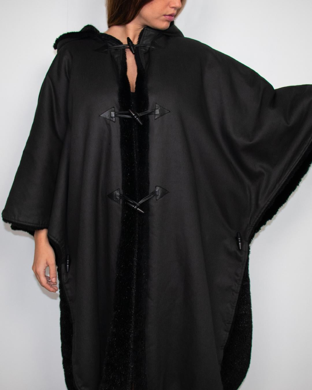 Yves Saint Laurent Variation vintage Cloak For Sale 7
