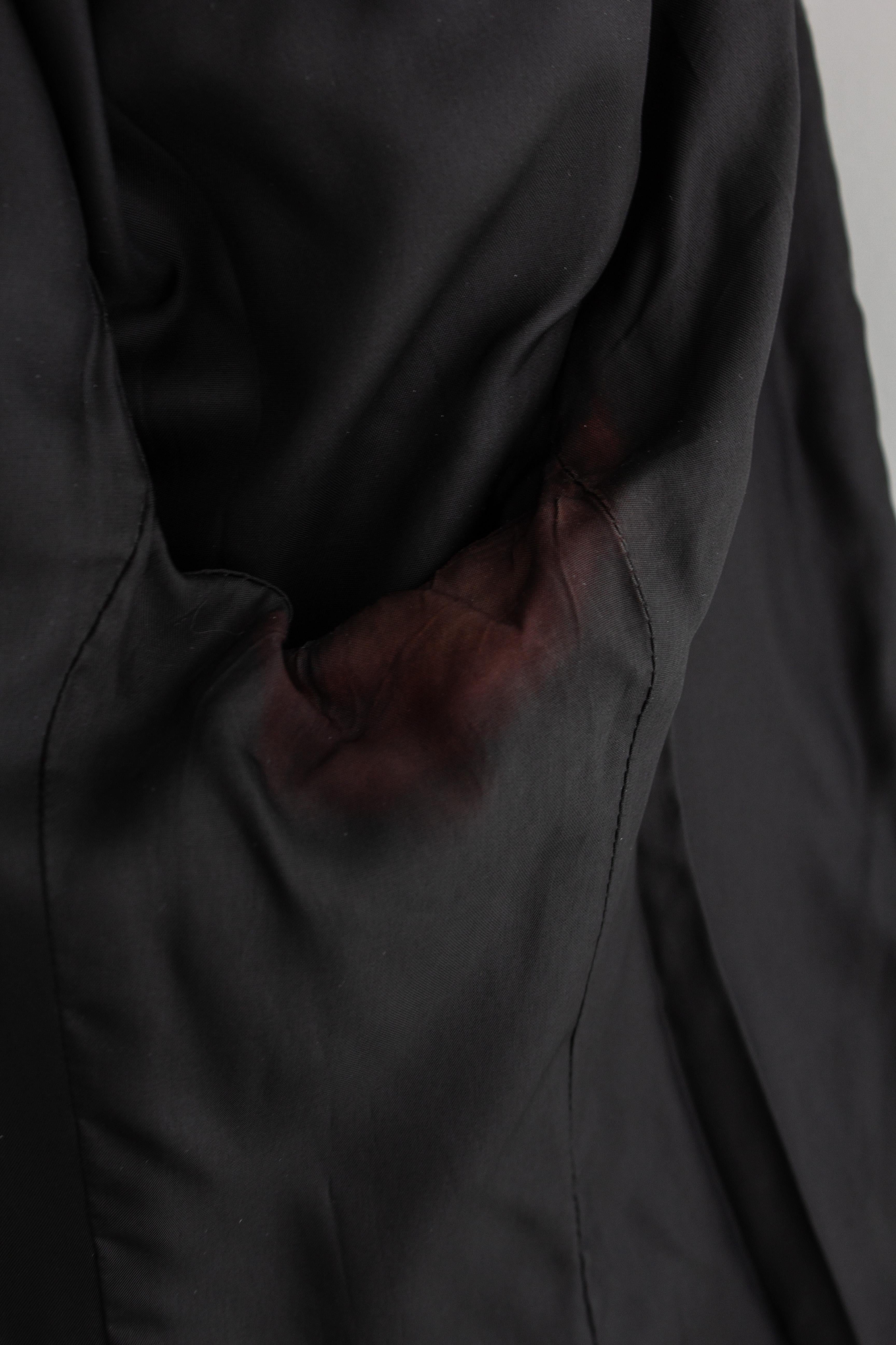 Yves Saint Laurent Variation Vintage S/S 1995 Black Jacket Gold Heart Buttons en vente 7