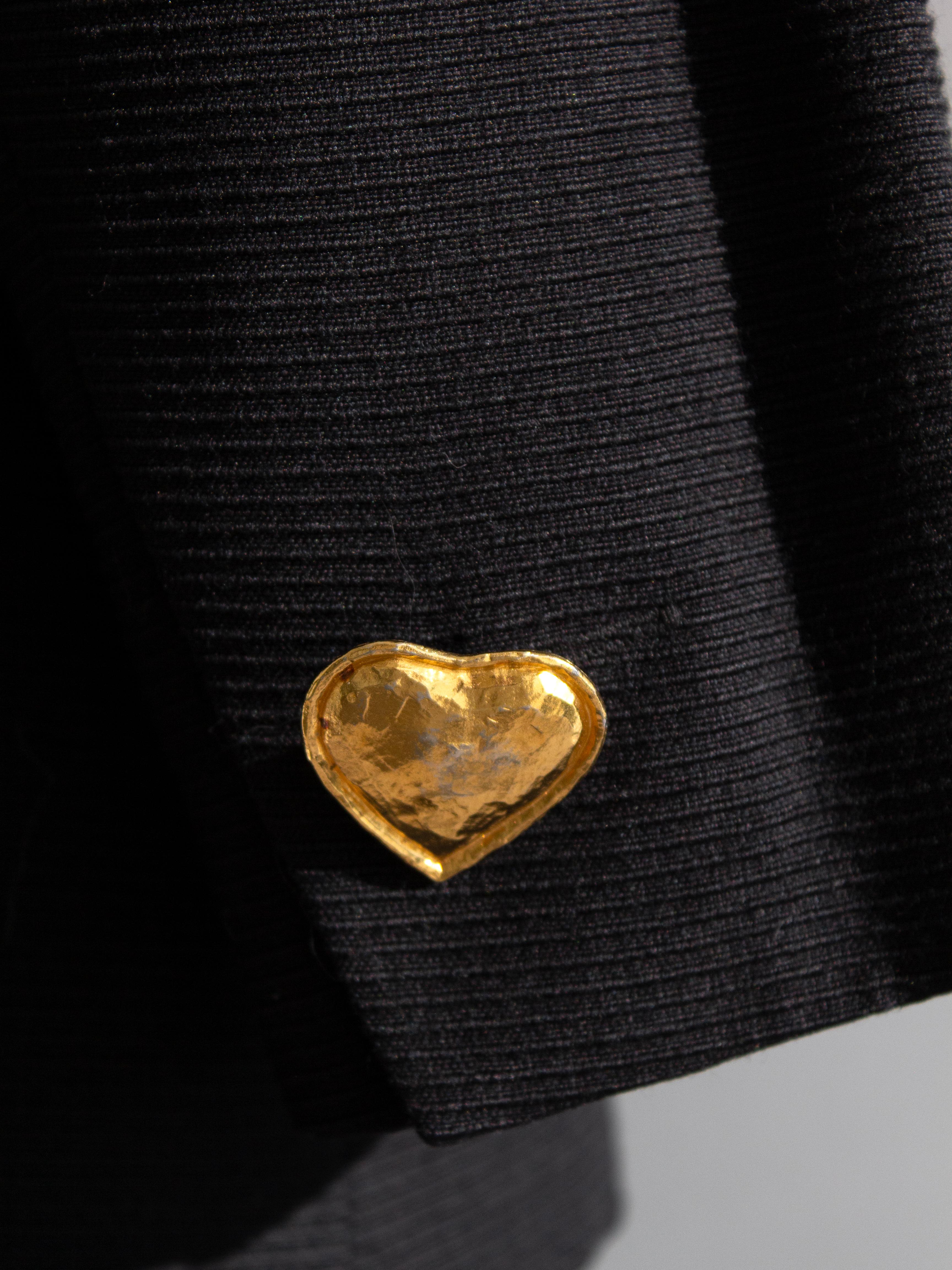 Yves Saint Laurent Variation Vintage S/S 1995 Black Jacket Gold Heart Buttons en vente 4