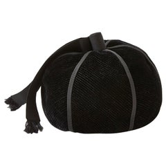 Yves Saint Laurent Samtbeanie aus Samt