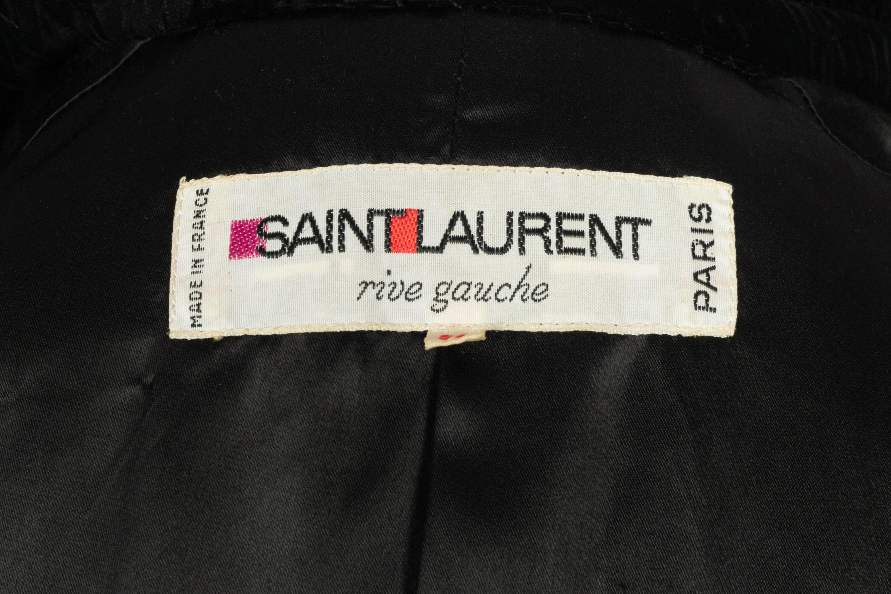 Set di velluto Yves Saint Laurent in vendita 11