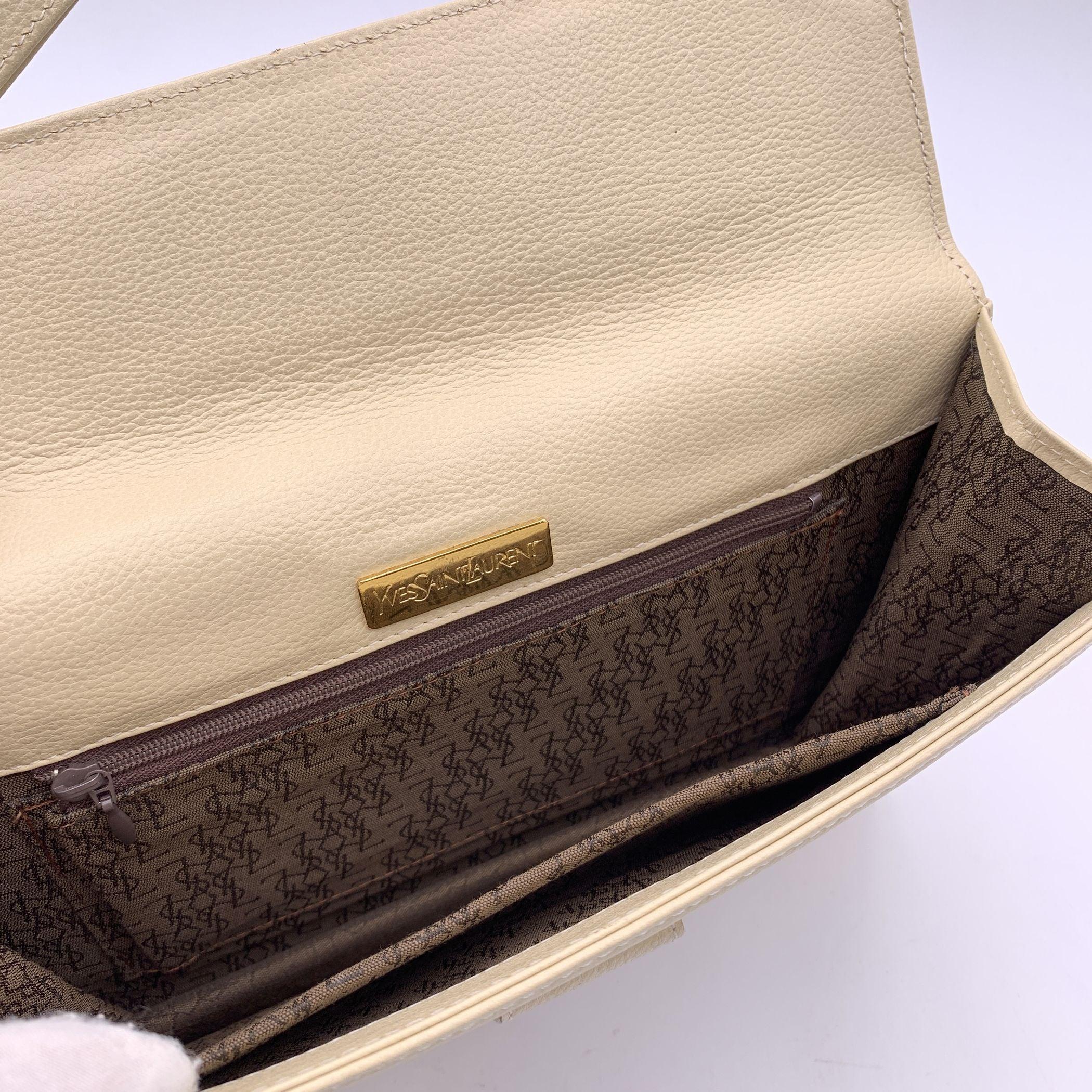 Yves Saint Laurent Vintage Beige Leather Clutch Bag Handbag For Sale 1