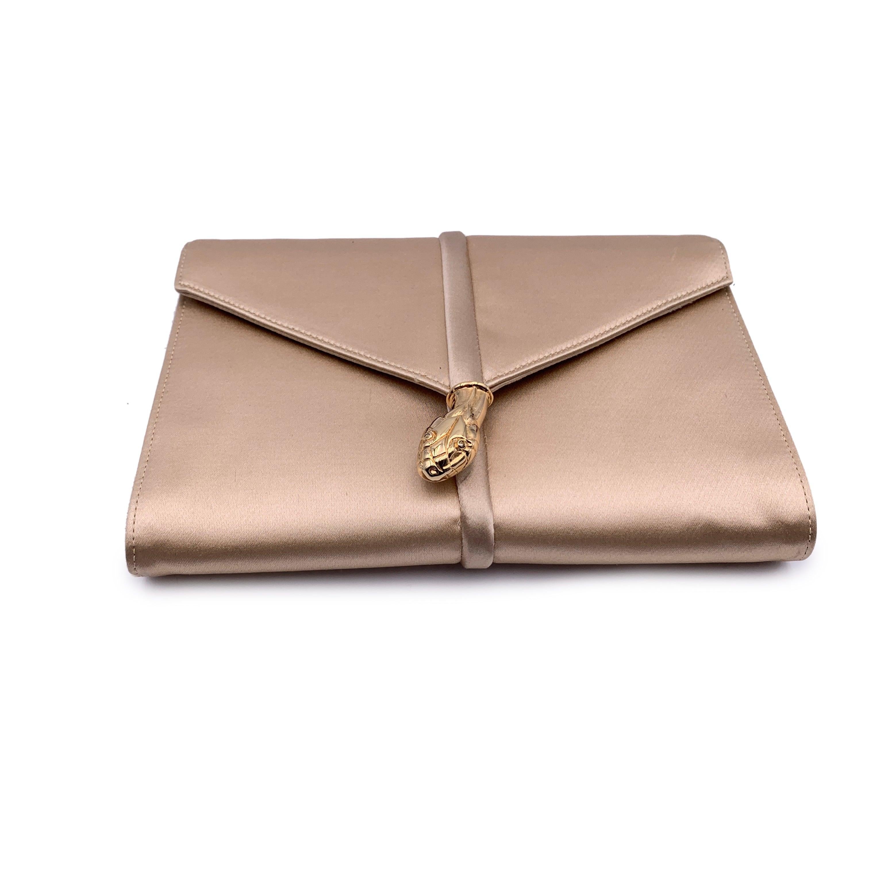 Yves Saint Laurent Vintage Beige Satin Snake Heads Clutch Bag In Excellent Condition For Sale In Rome, Rome