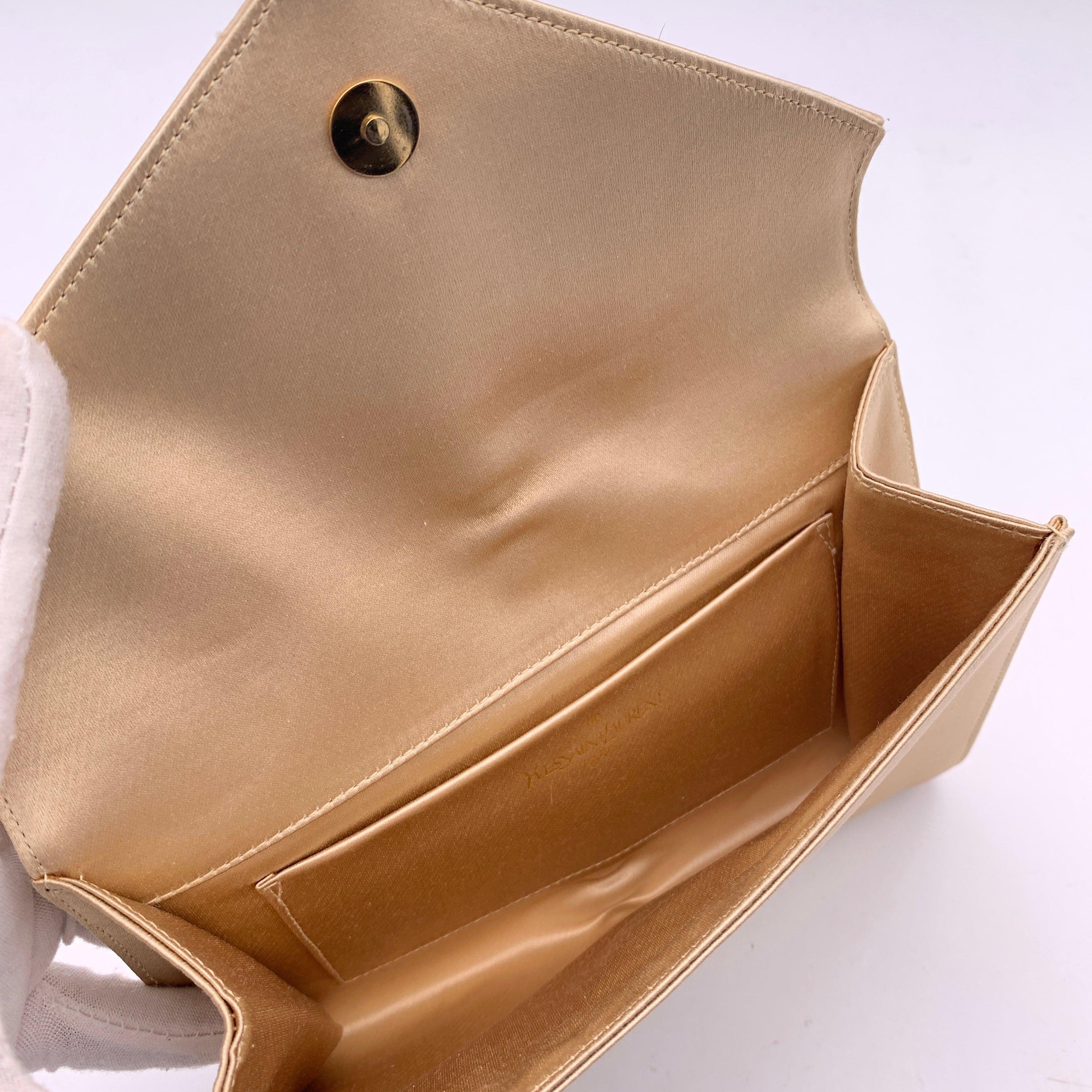 Yves Saint Laurent Vintage Beige Satin Snake Heads Clutch Bag For Sale 1